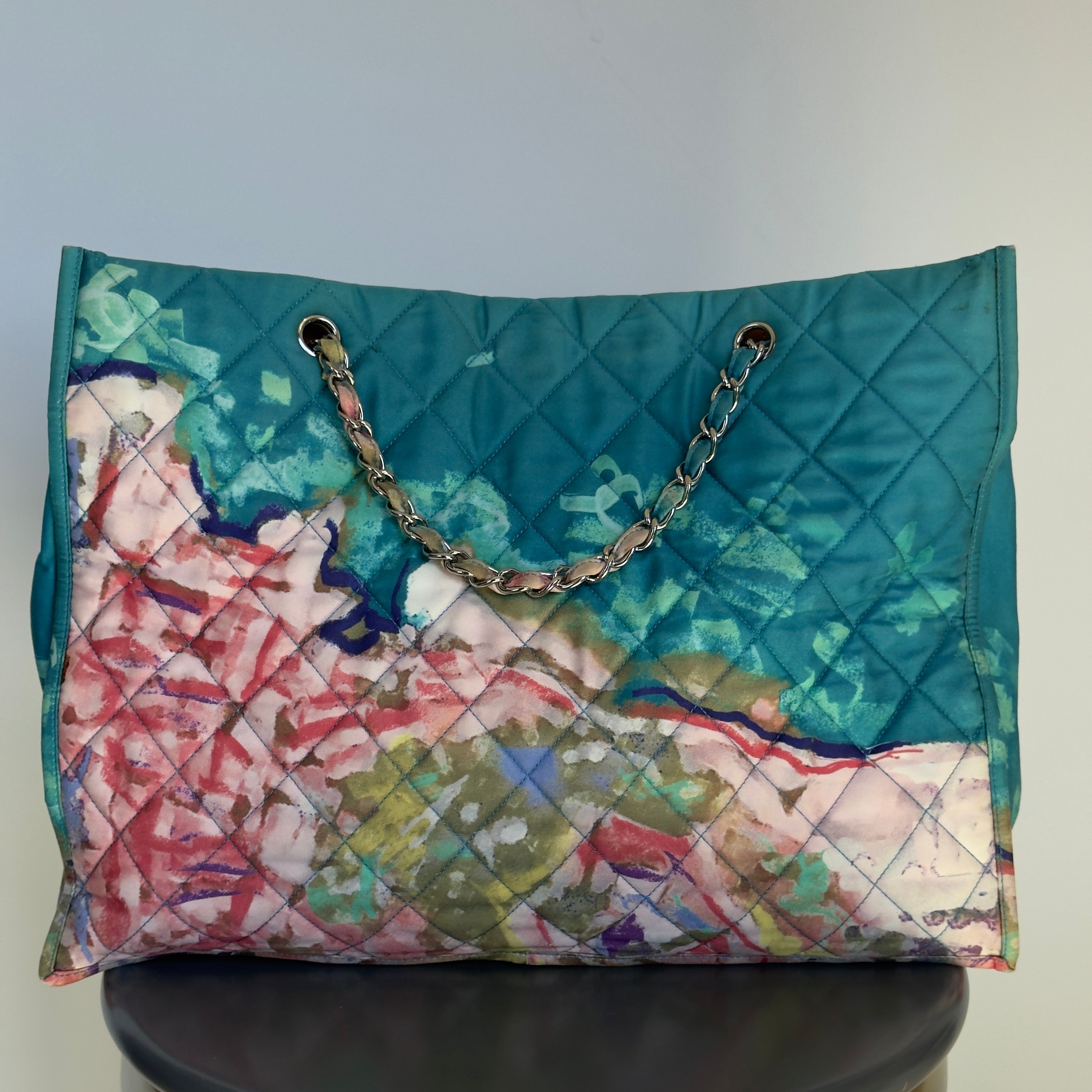 Chanel Watercolor Graffiti Beach Tote 2011 - Queen May