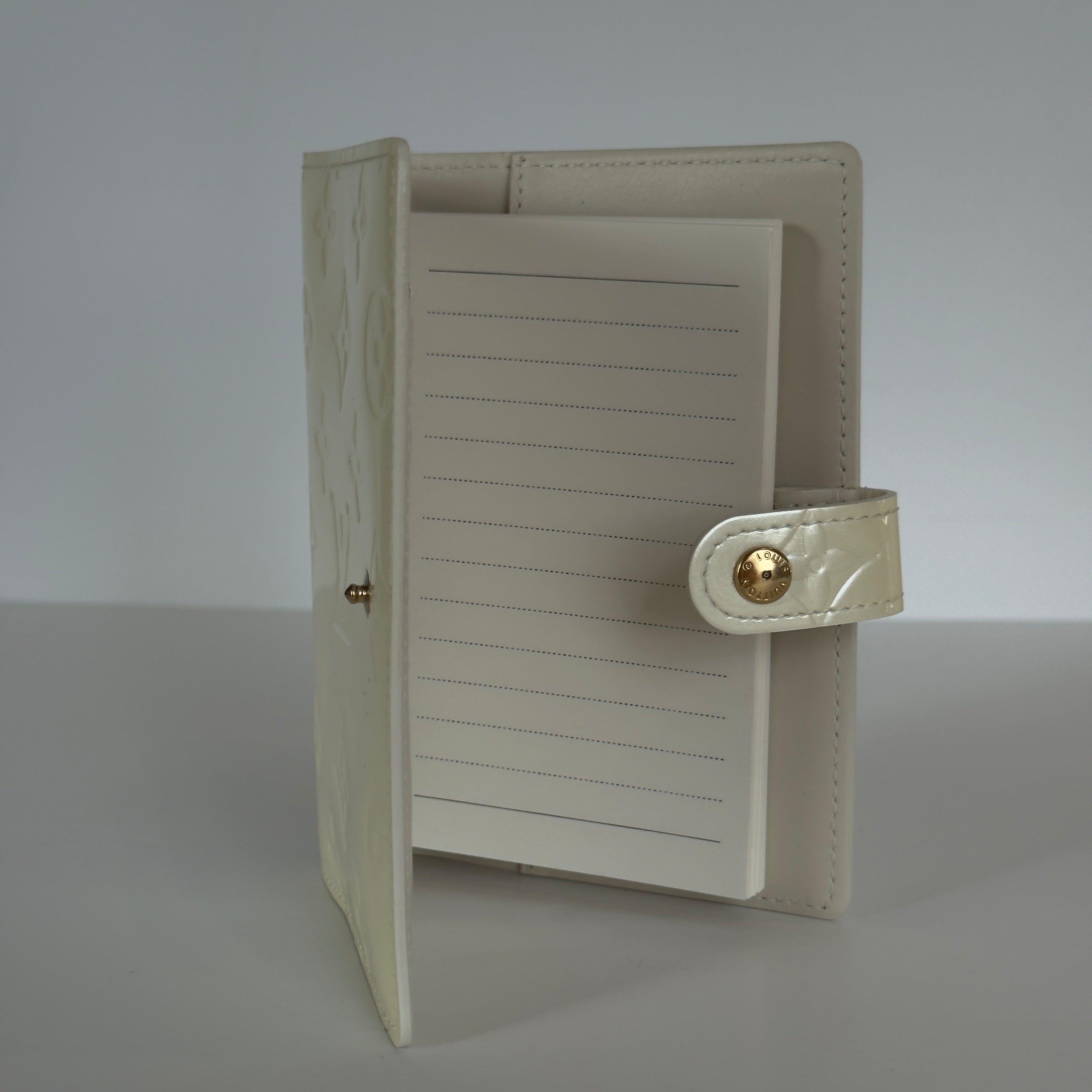 Louis Vuitton Vernis Agenda Pearl - Queen May
