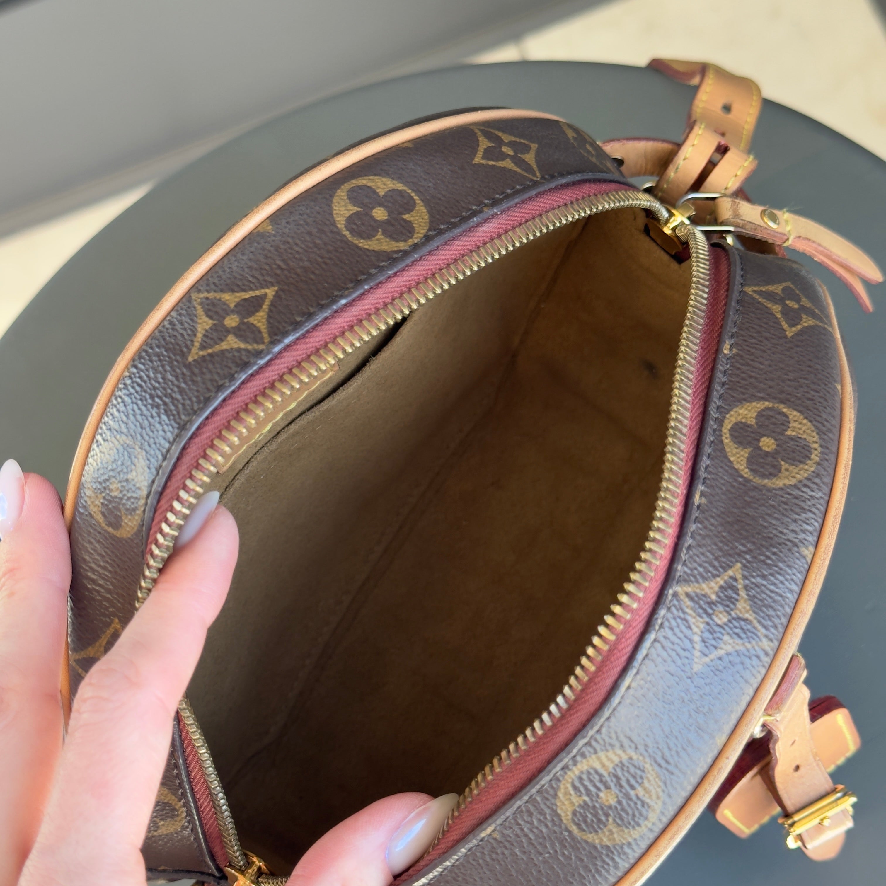 Louis Vuitton Boite Chapeau Souple MM - Queen May