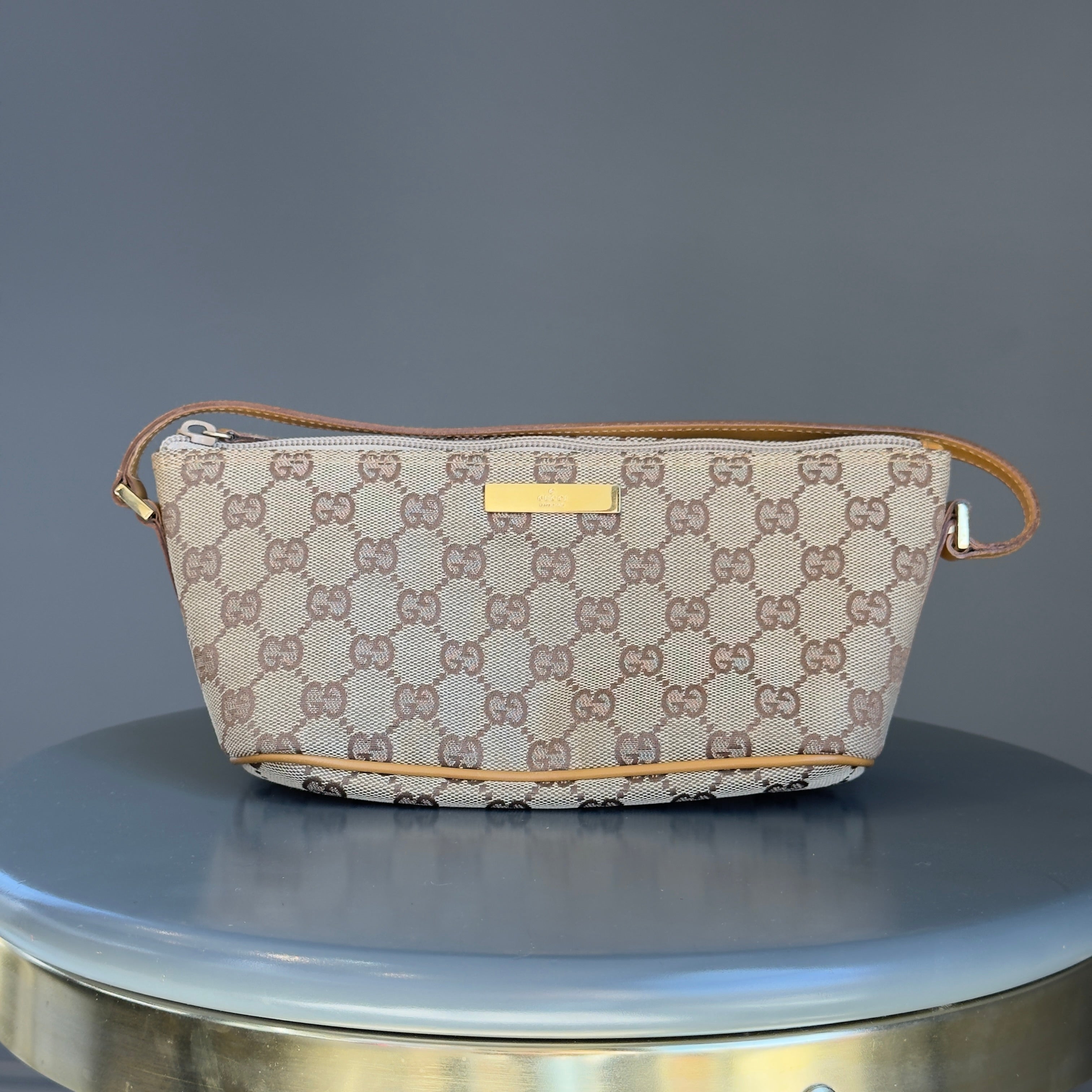 Gucci Boat Pochette Tan - Queen May