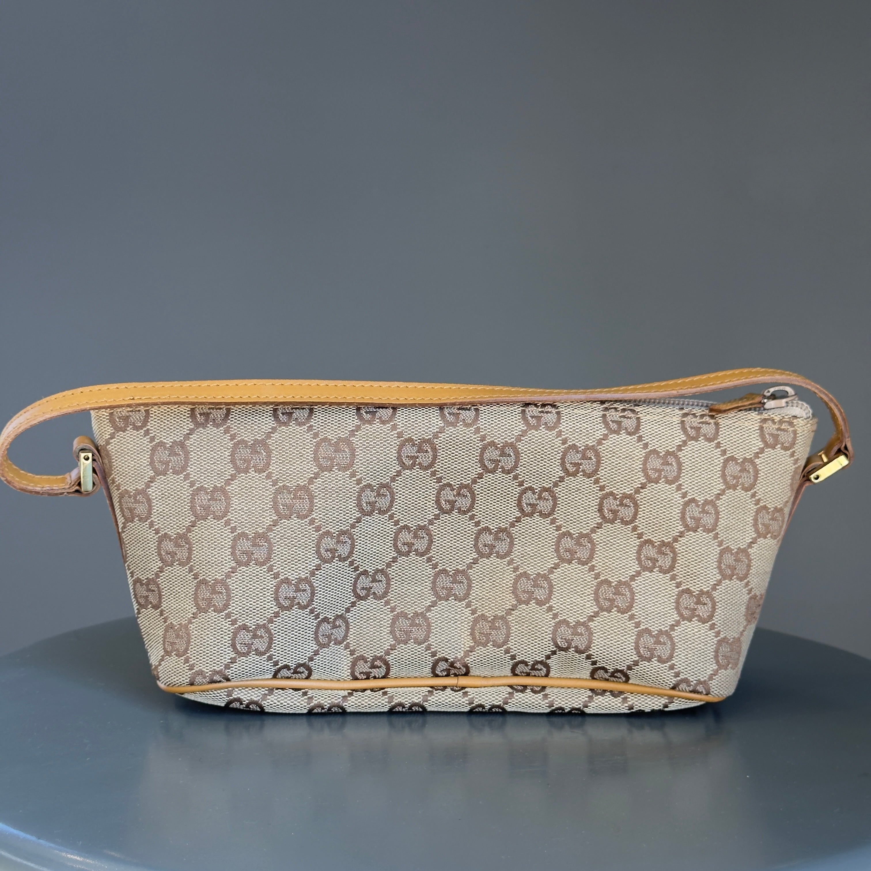 Gucci Boat Pochette Tan - Queen May