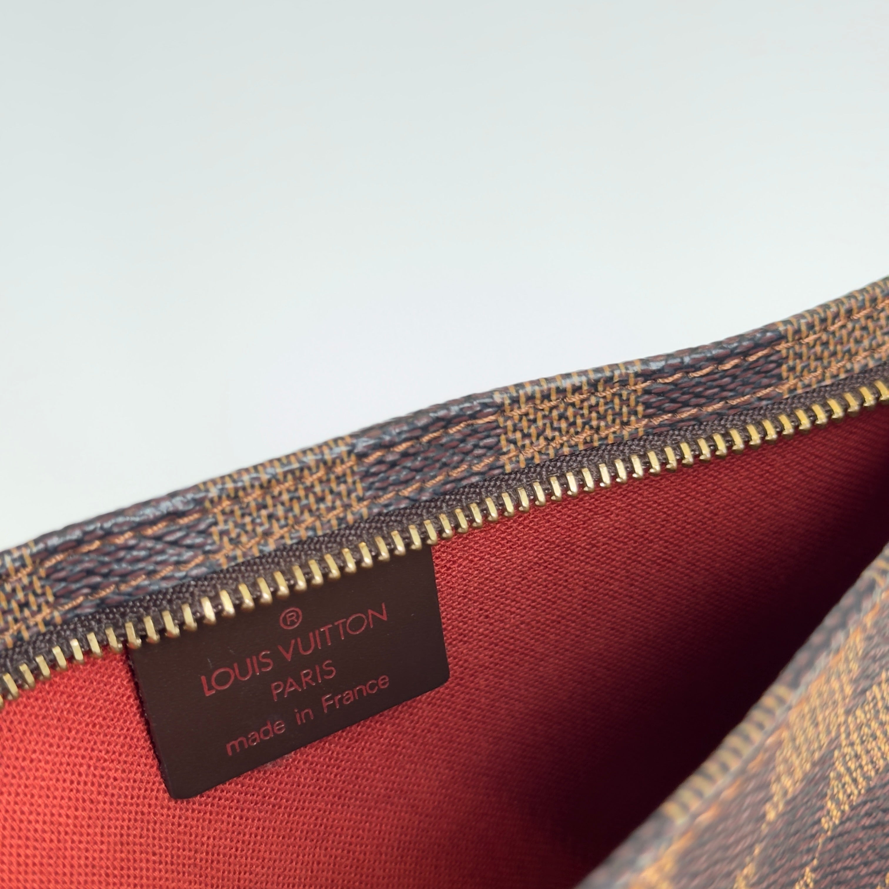 Louis Vuitton Monogram Navona - Queen May