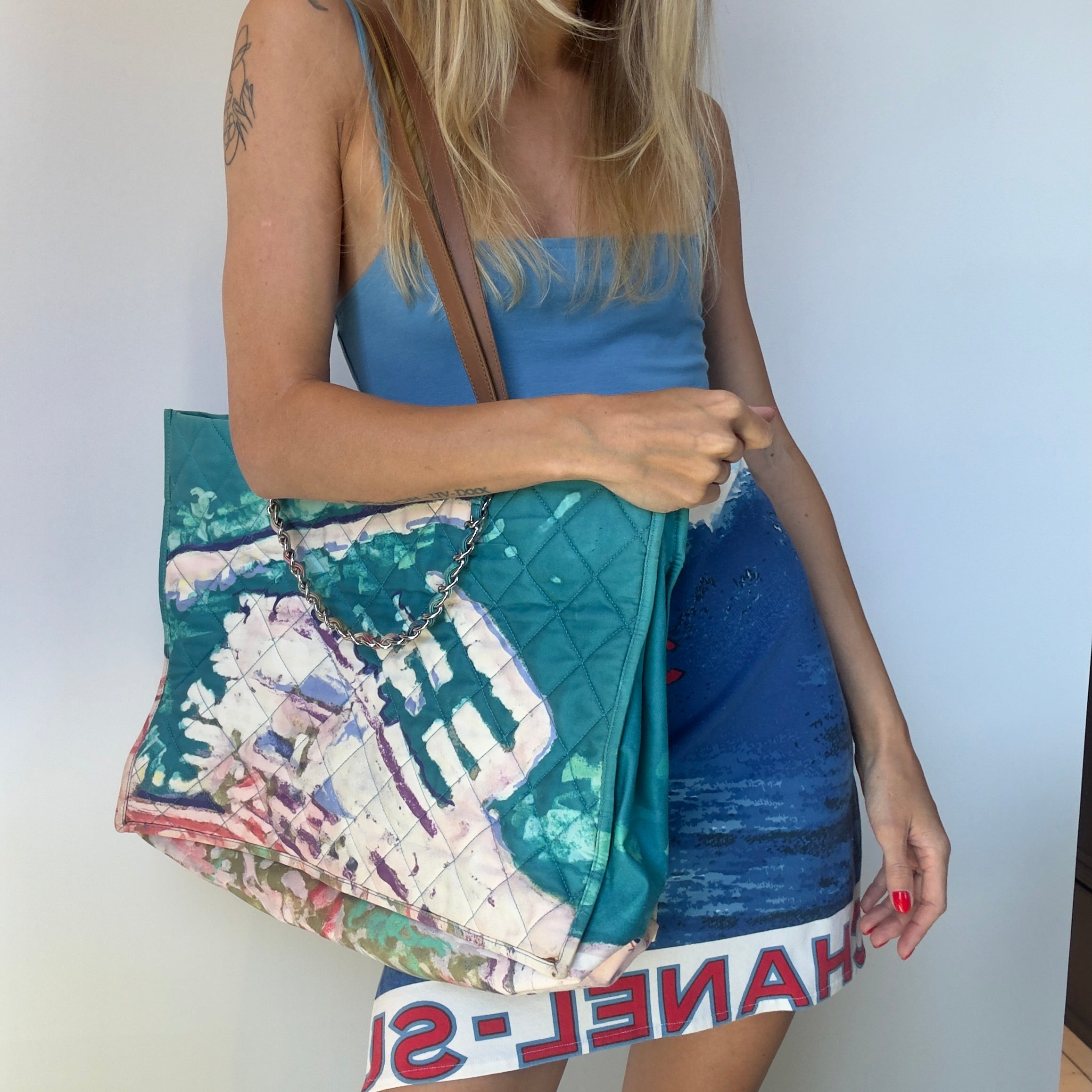 Chanel Watercolor Graffiti Beach Tote 2011 - Queen May