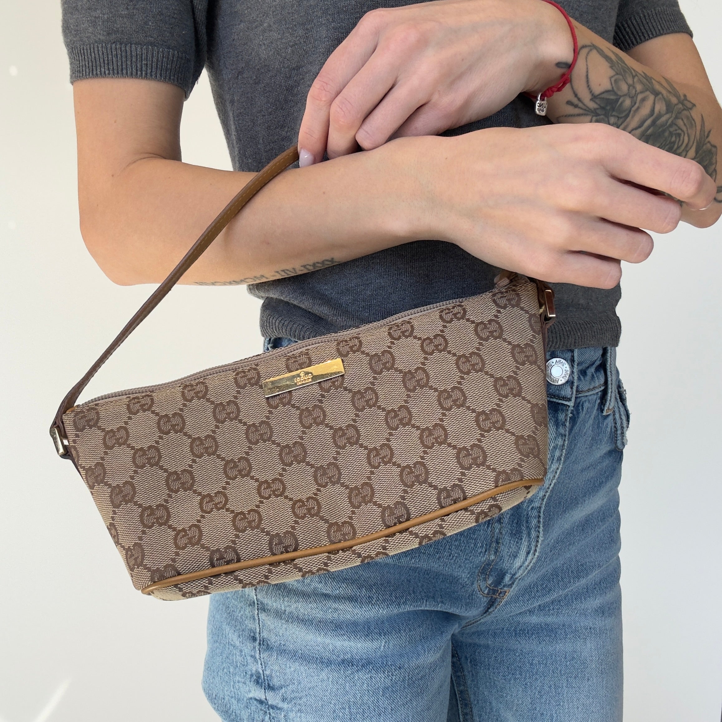 Gucci Boat Pochette Tan - Queen May