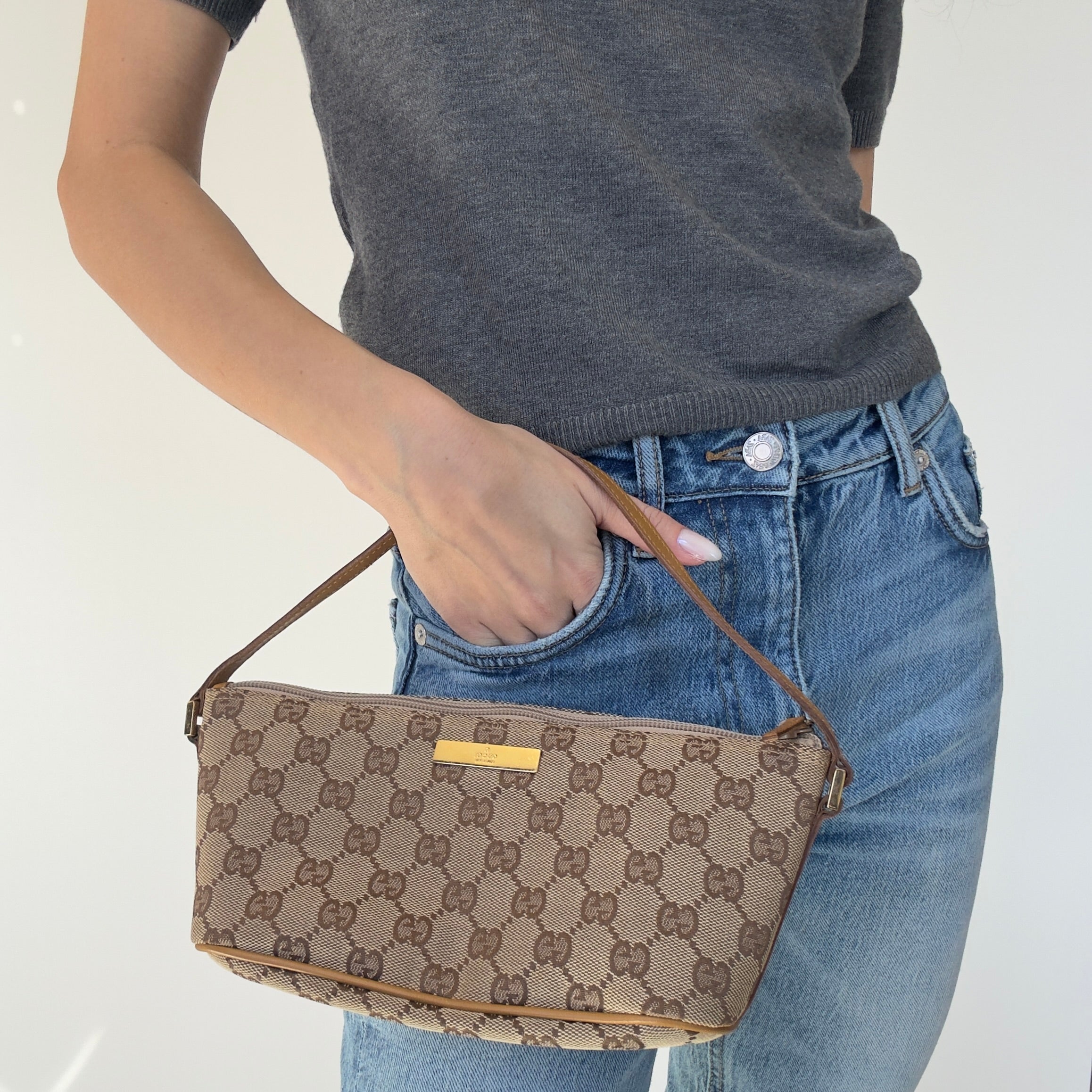 Gucci Boat Pochette Tan - Queen May