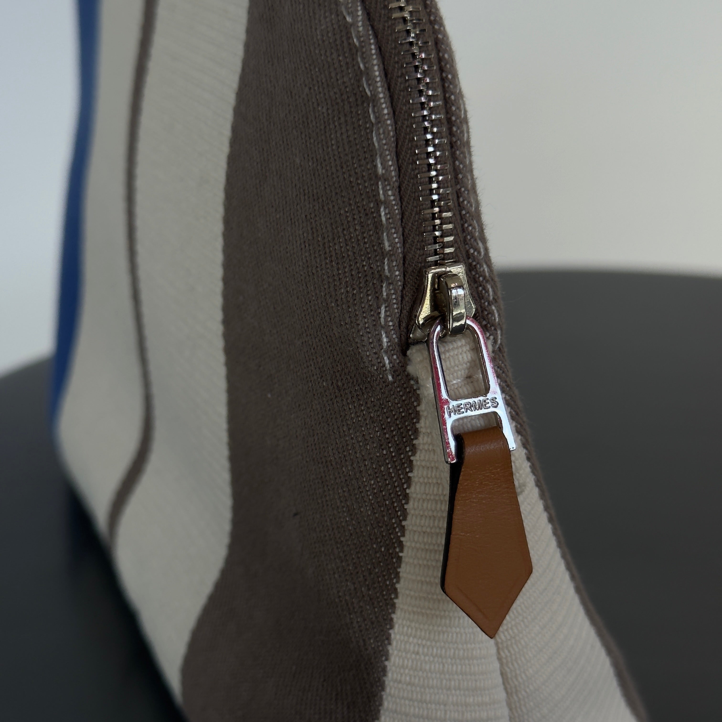 Hermes Bolide Rayures Rocabar Travel Case Etoupe/Azur - Queen May