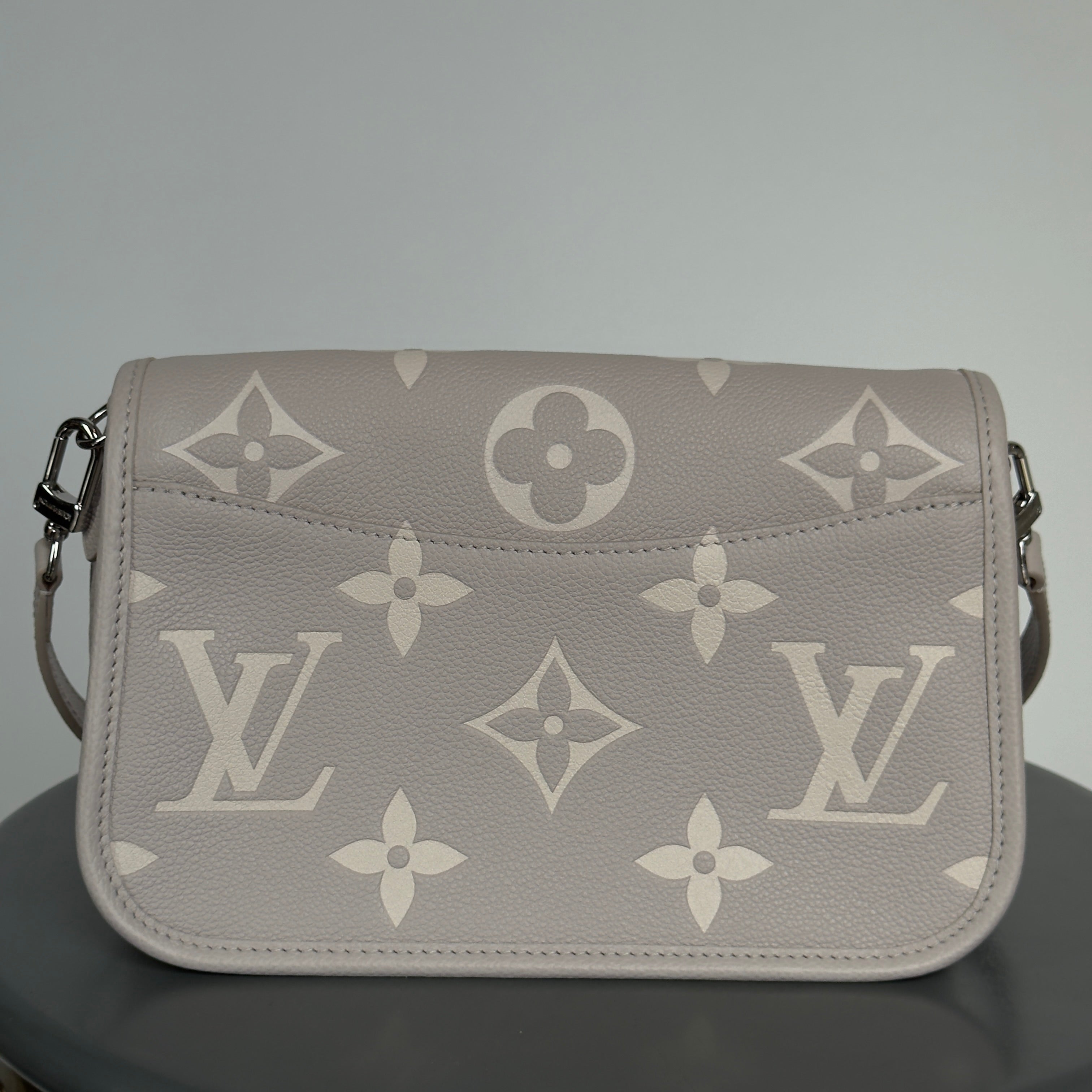 Louis Vuitton Diane Brume/Quartz Monogram Empreinte - Queen May