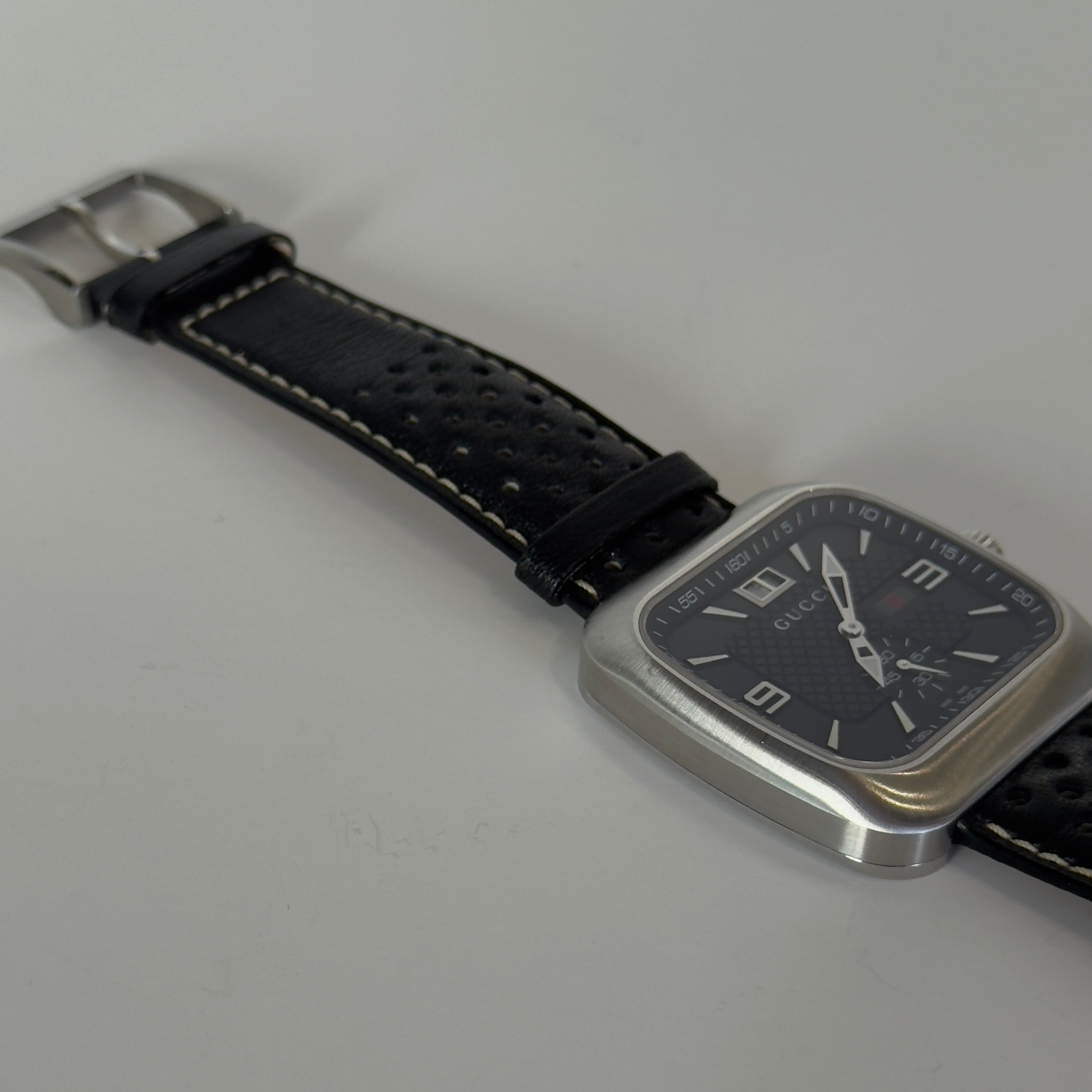 Gucci 131.3 Coupe Watch. - Queen May