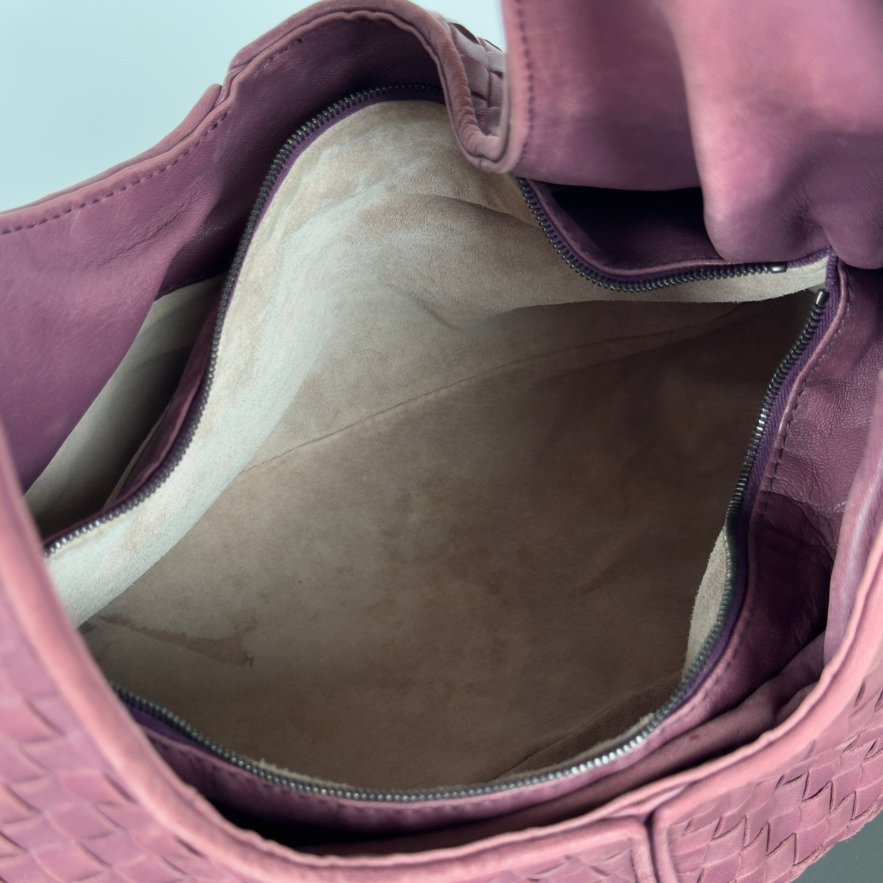 Bottega Veneta Intrecciato Hobo Maroon - Queen May