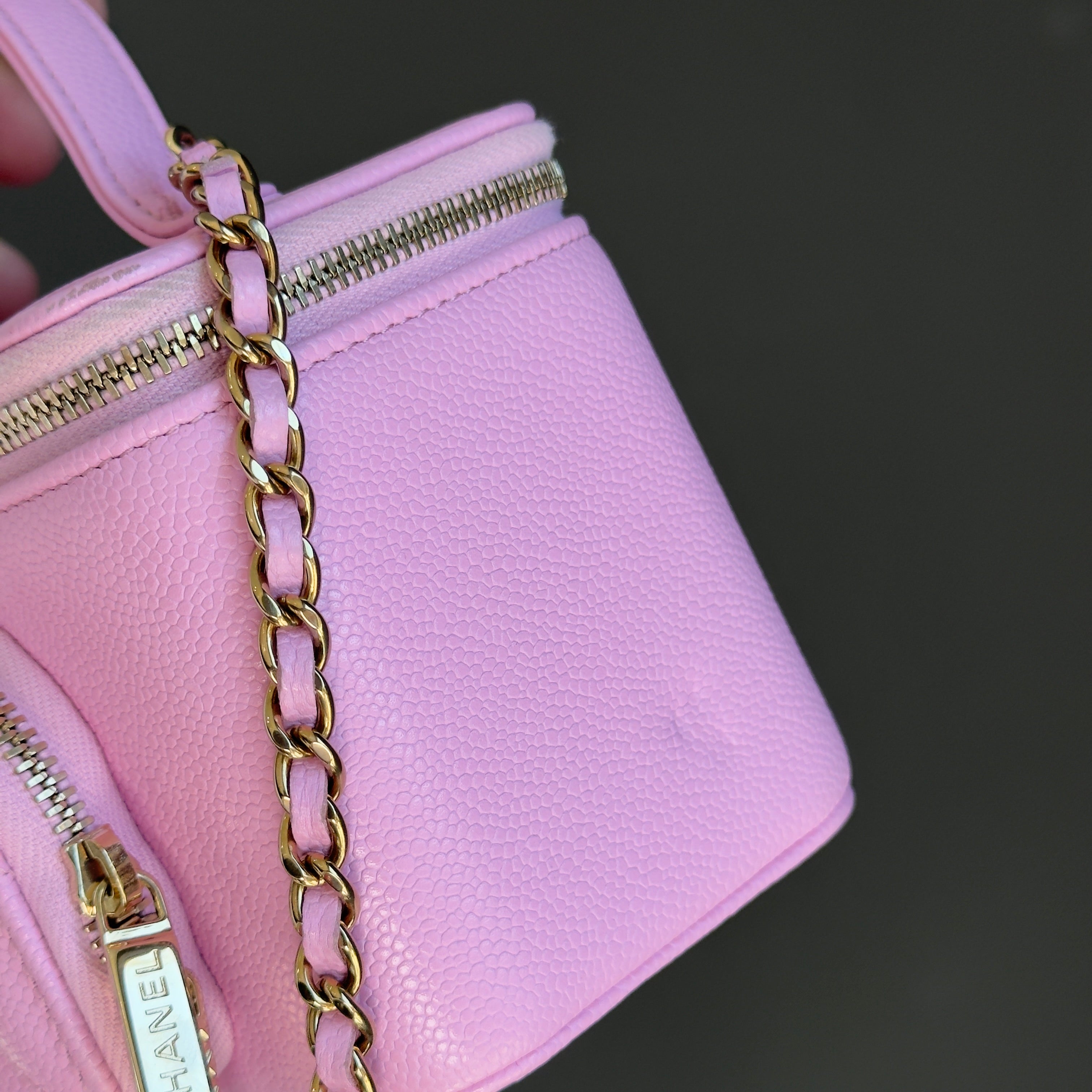 Chanel Business Affinity Top Handle Vanity Case With Chain - Queen May