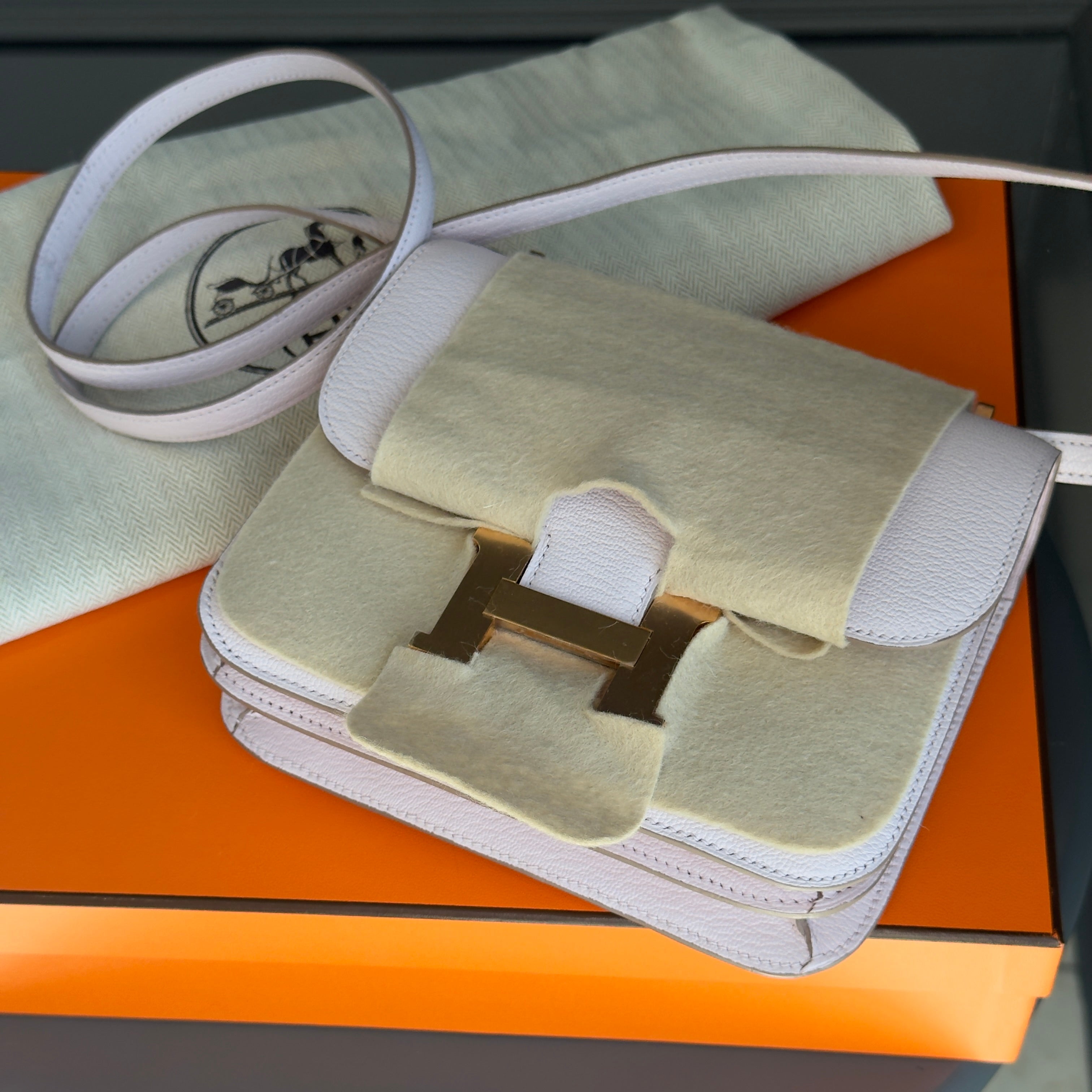 Hermes Chevre Mysore Constance 18 Mauve Pale - Queen May