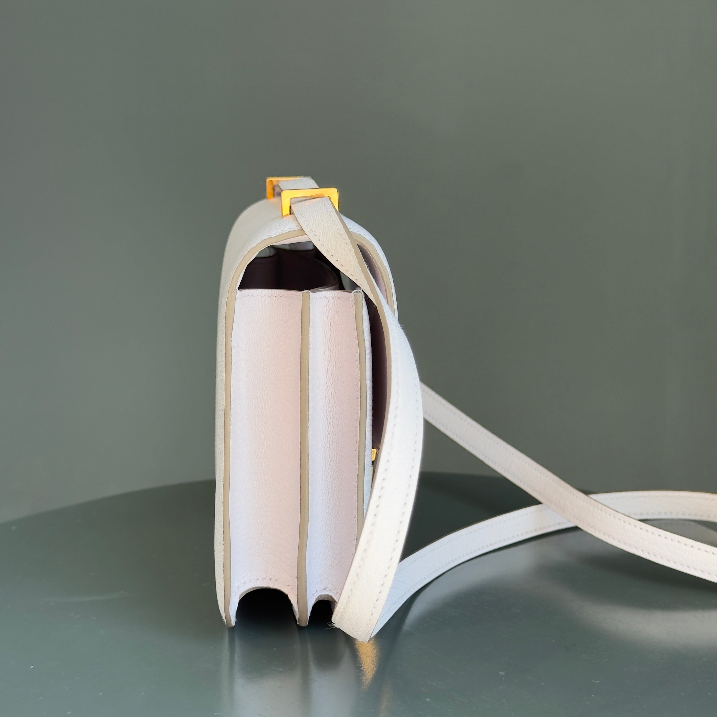 Hermes Chevre Mysore Constance 18 Mauve Pale - Queen May