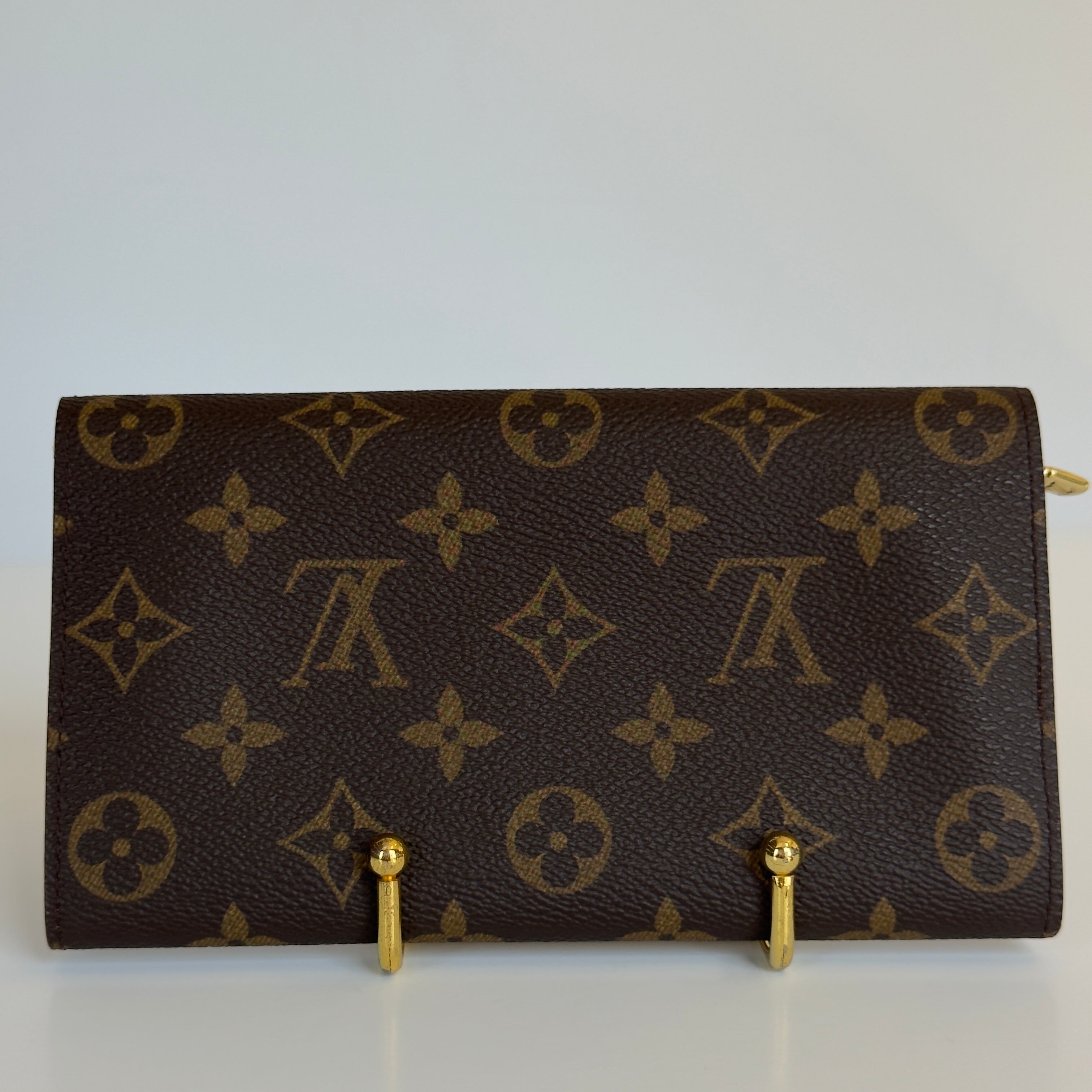 Louis Vuitton Monogram Sarah Wallet - Queen May