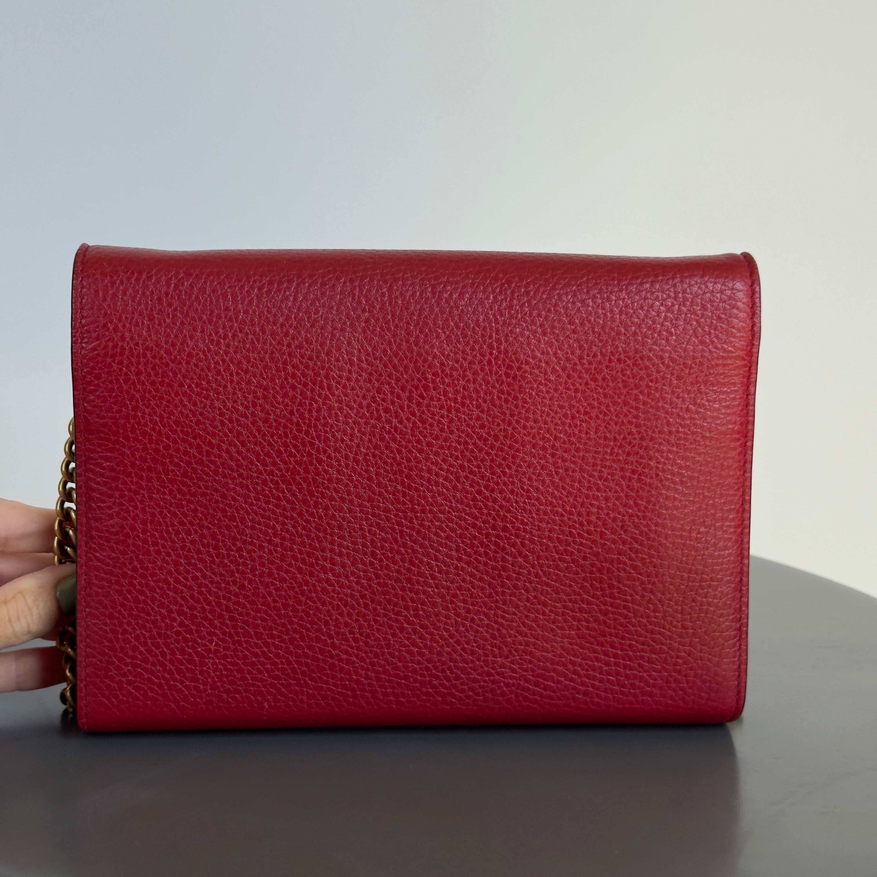 Gucci GG Marmont Chain Wallet Red - Queen May