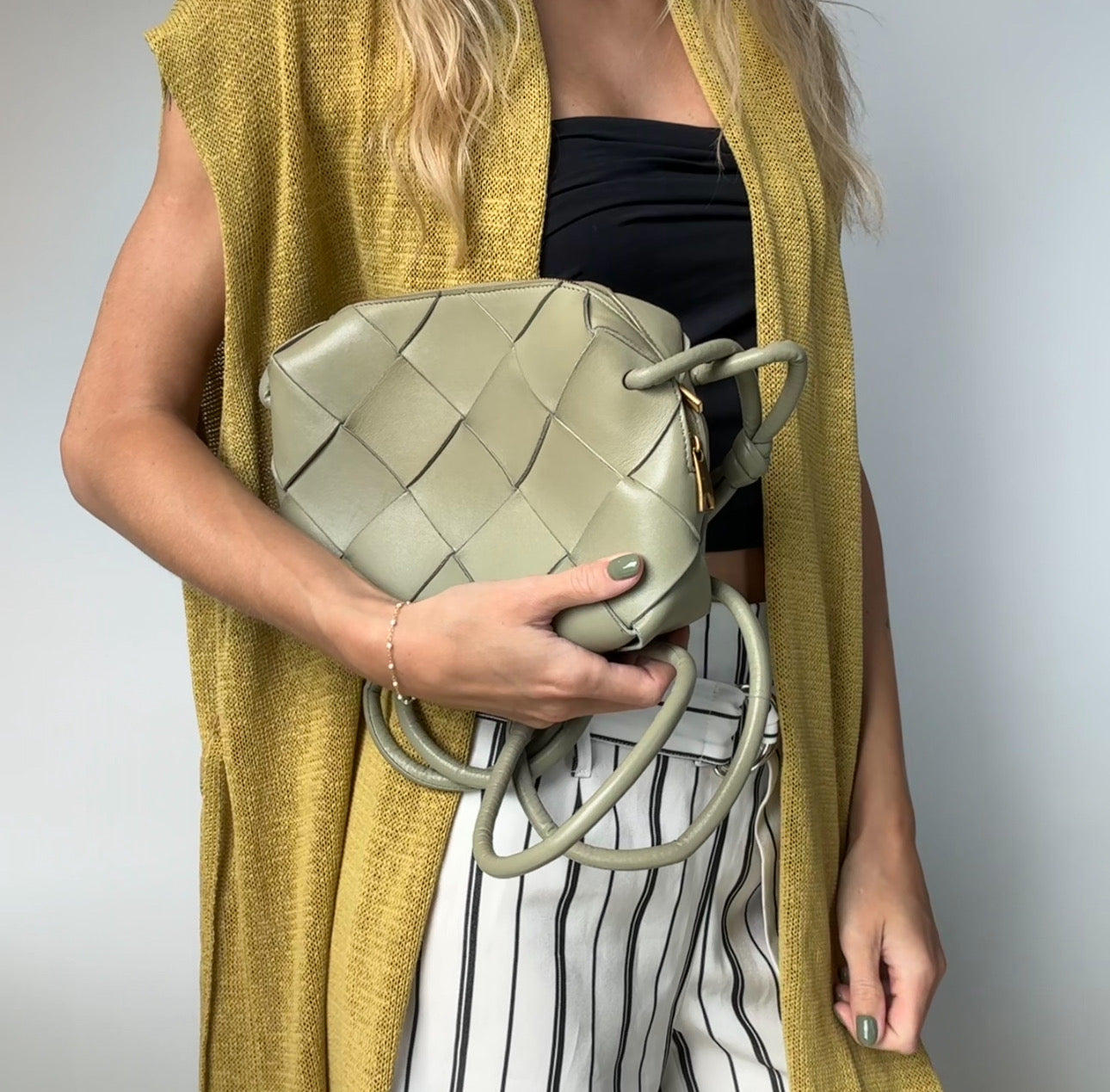 Bottega Veneta Lambskin Maxi Intreccio Small Cassette Camera Bag - Queen May