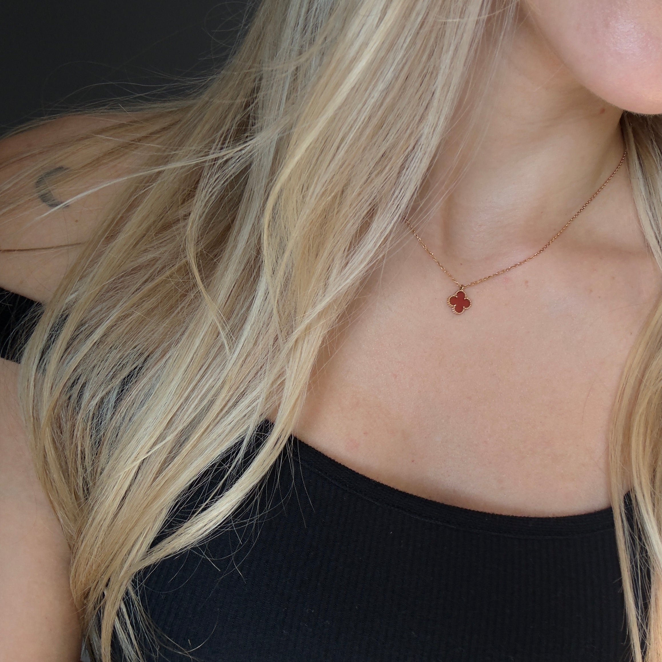 Van Cleef & Arpels Sweet Carnelian Alhambra Pendant 18k rose gold - Queen May