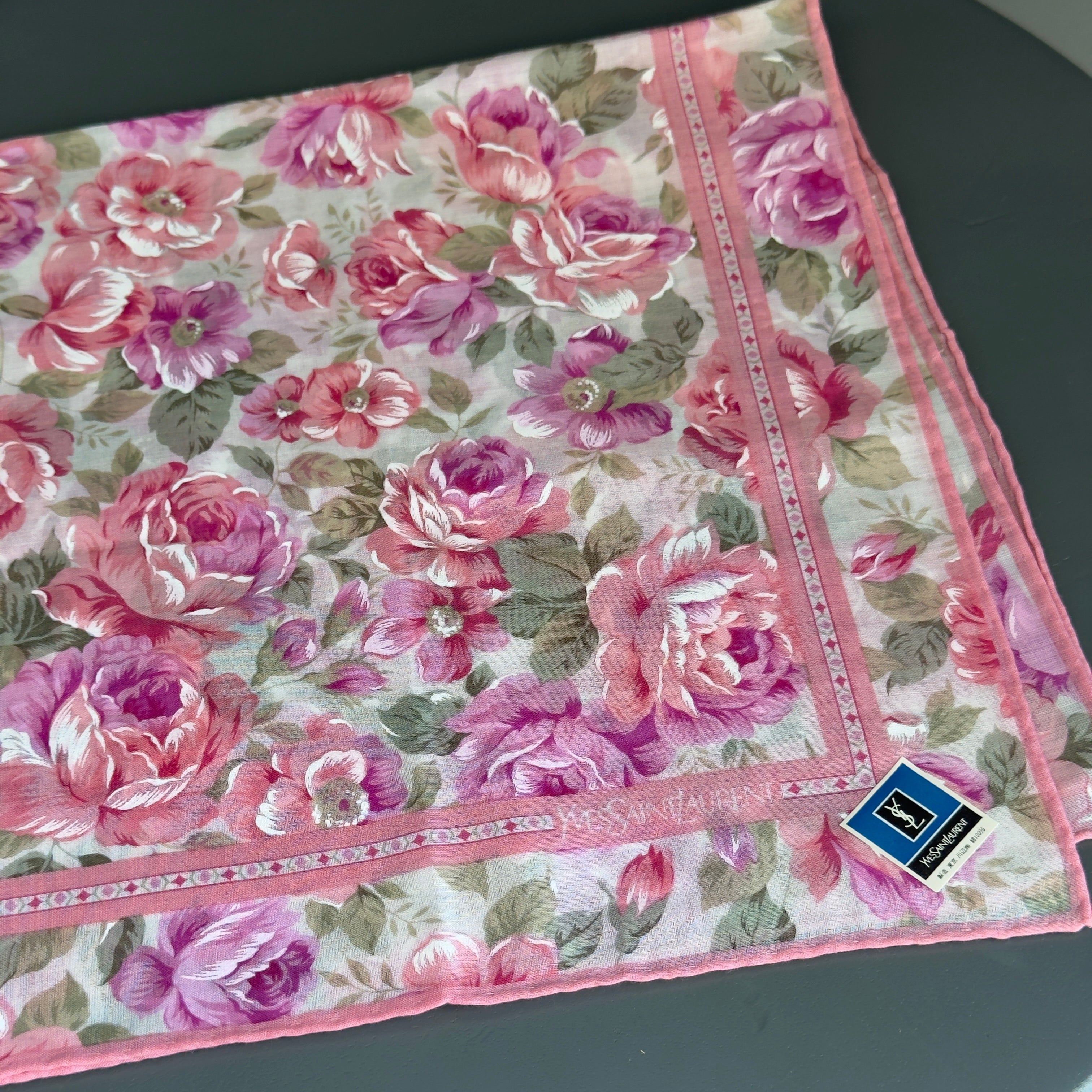 Yves Saint Laurent Bandana - Queen May