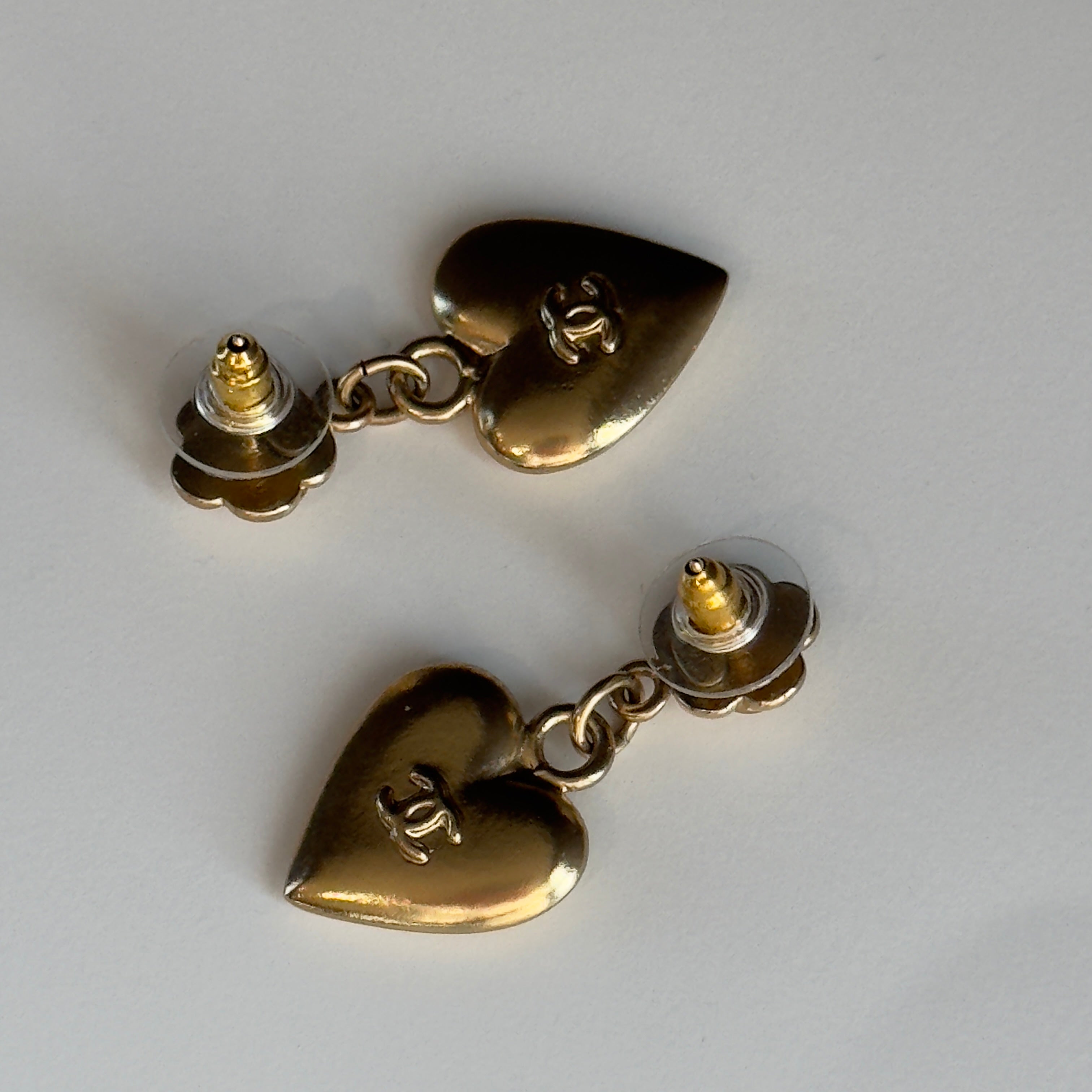 Chanel Camellia Heart Earrings 2002 - Queen May