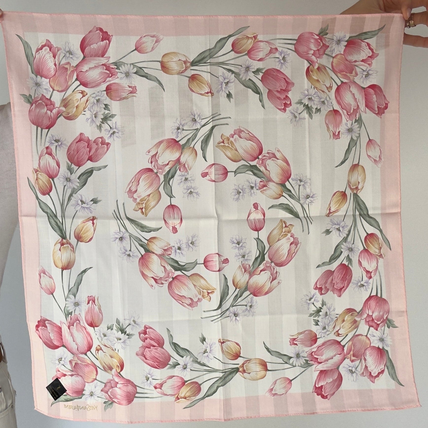 Yves Saint Laurent Bandana - Queen May
