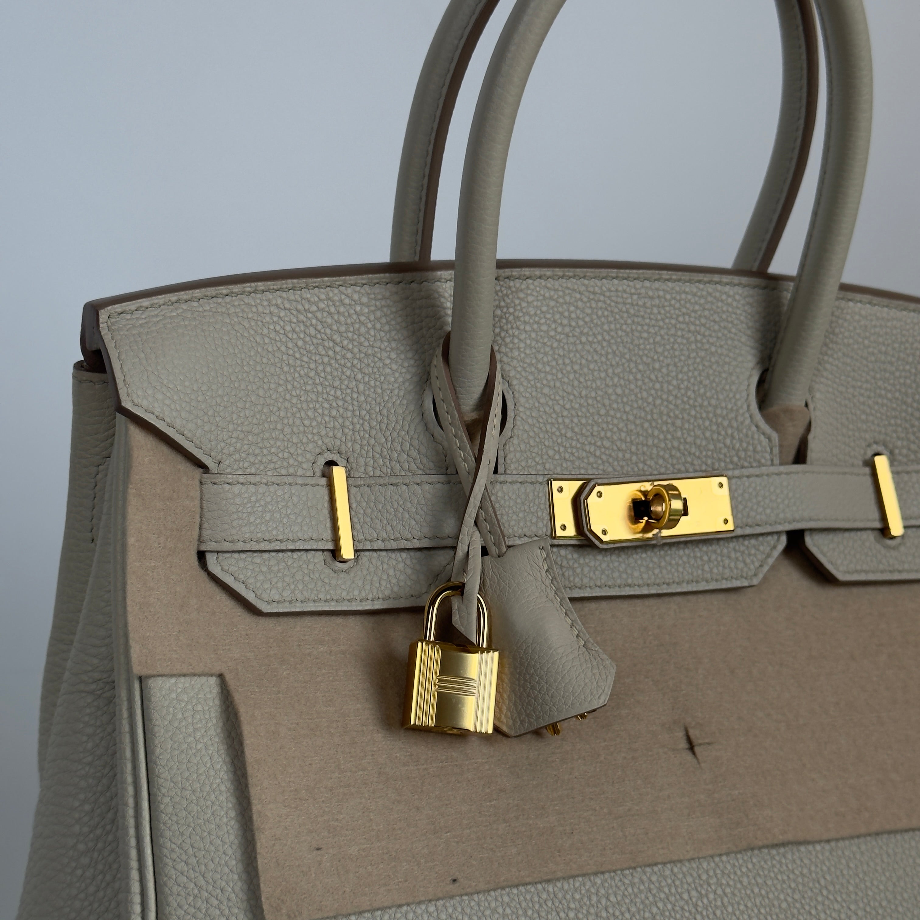 Hermes Birkin Beton 30 Togo Gold Hardware 2022 - Queen May