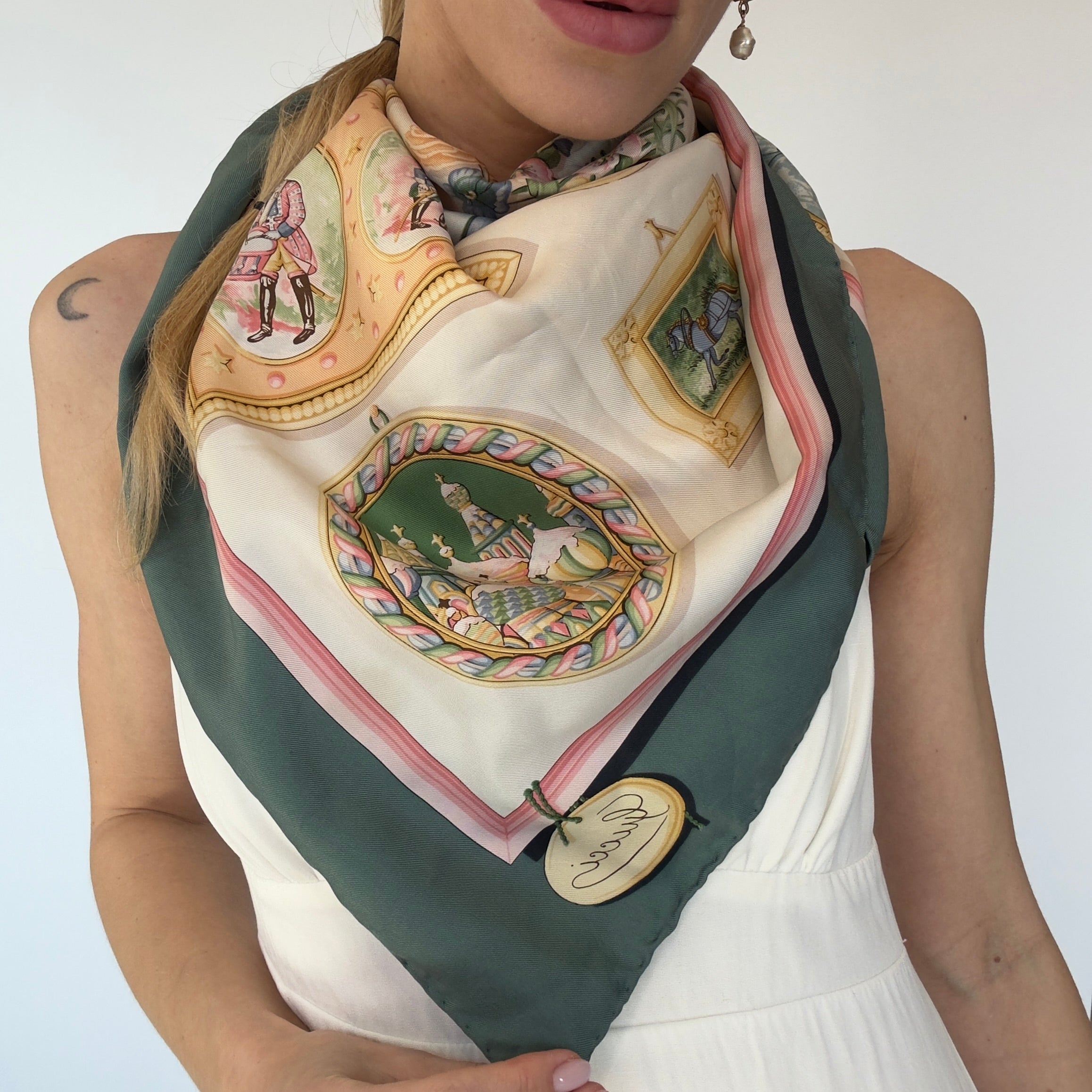 Vintage Gucci Scarf - Queen May