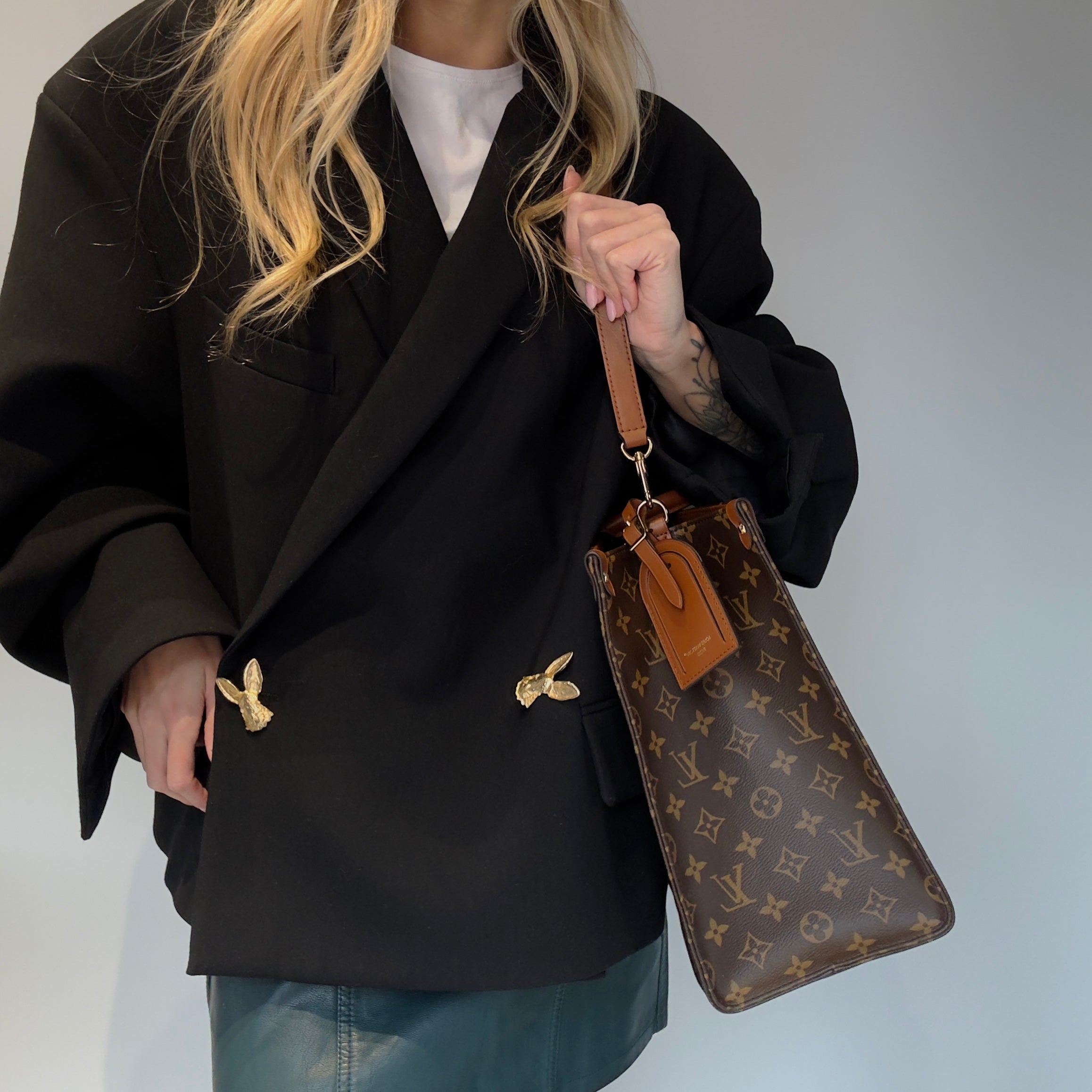 Louis Vuitton Monogram On The Go Organizer - Queen May