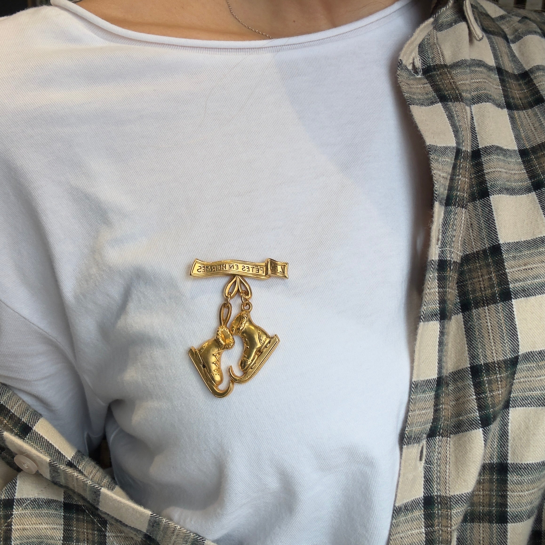 Hermes Ice Skates Charm Brooch - Queen May