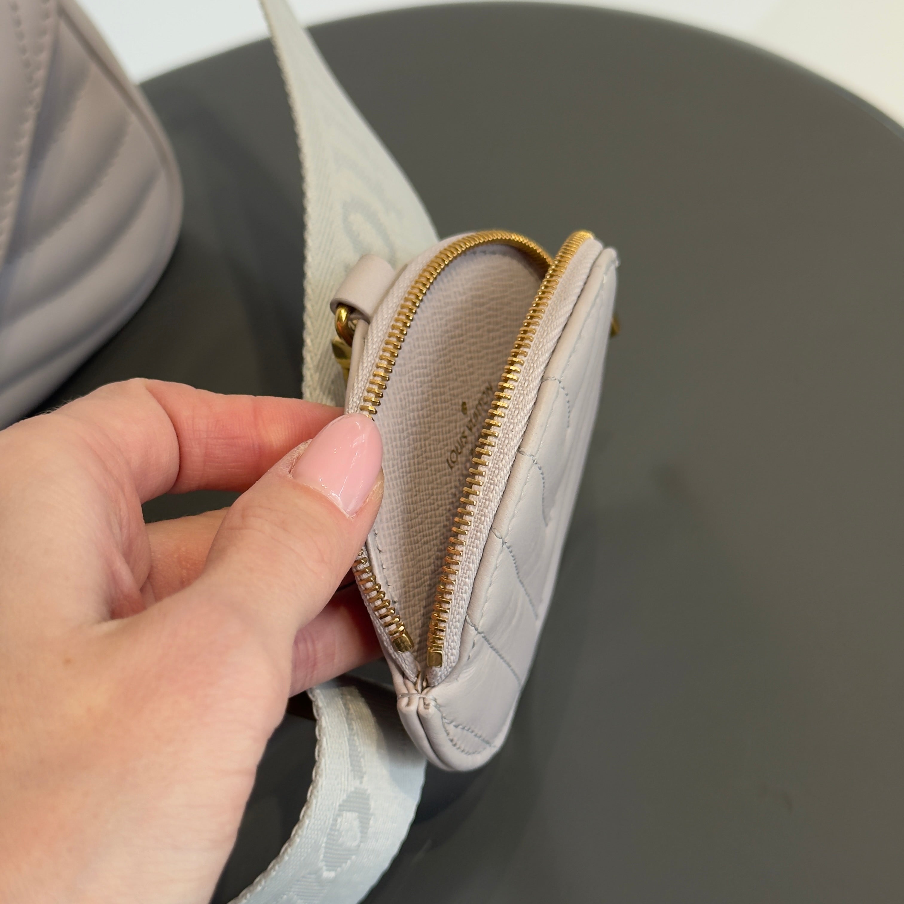 Louis Vuitton Wave Multi Pochette - Queen May