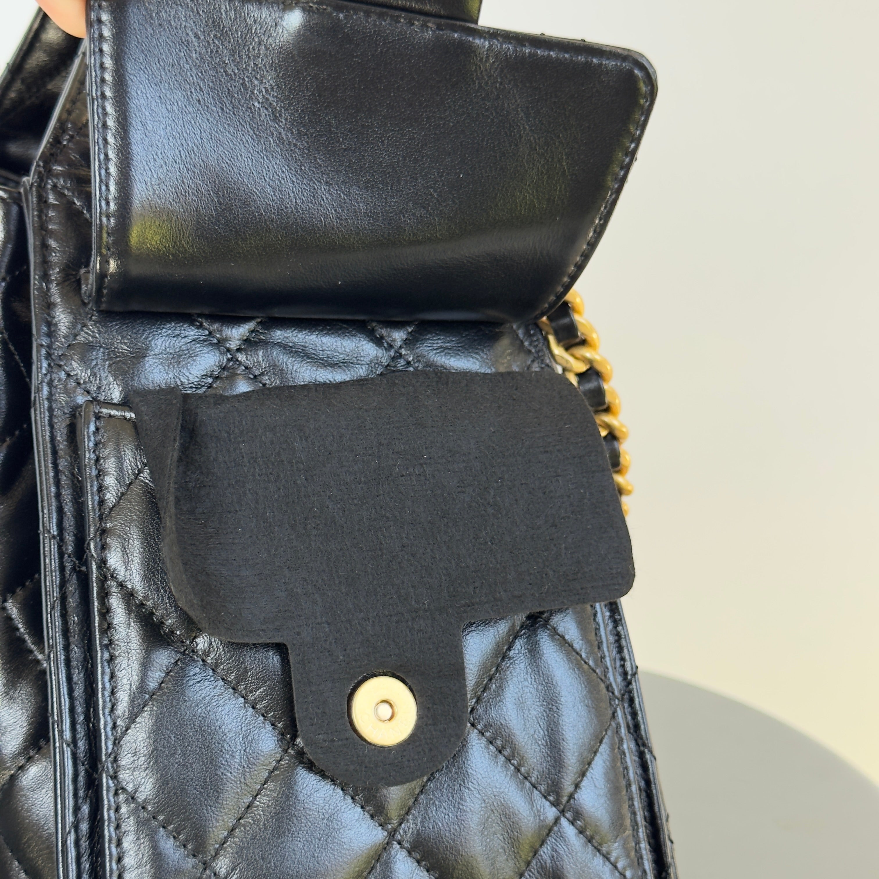 Chanel Small 25 Hobo Black - Queen May