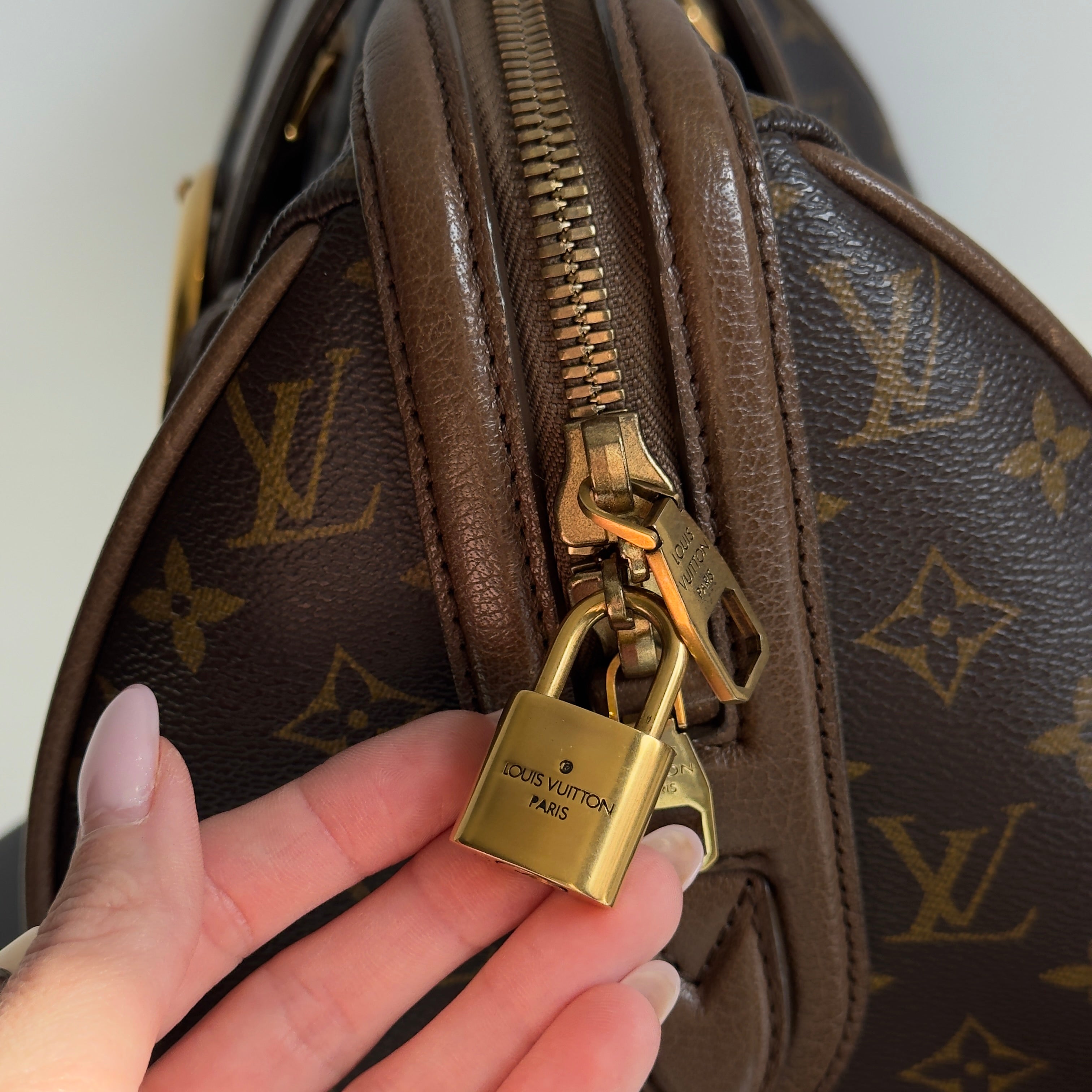 Louis Vuitton Monogram Golden Arrow - Queen May