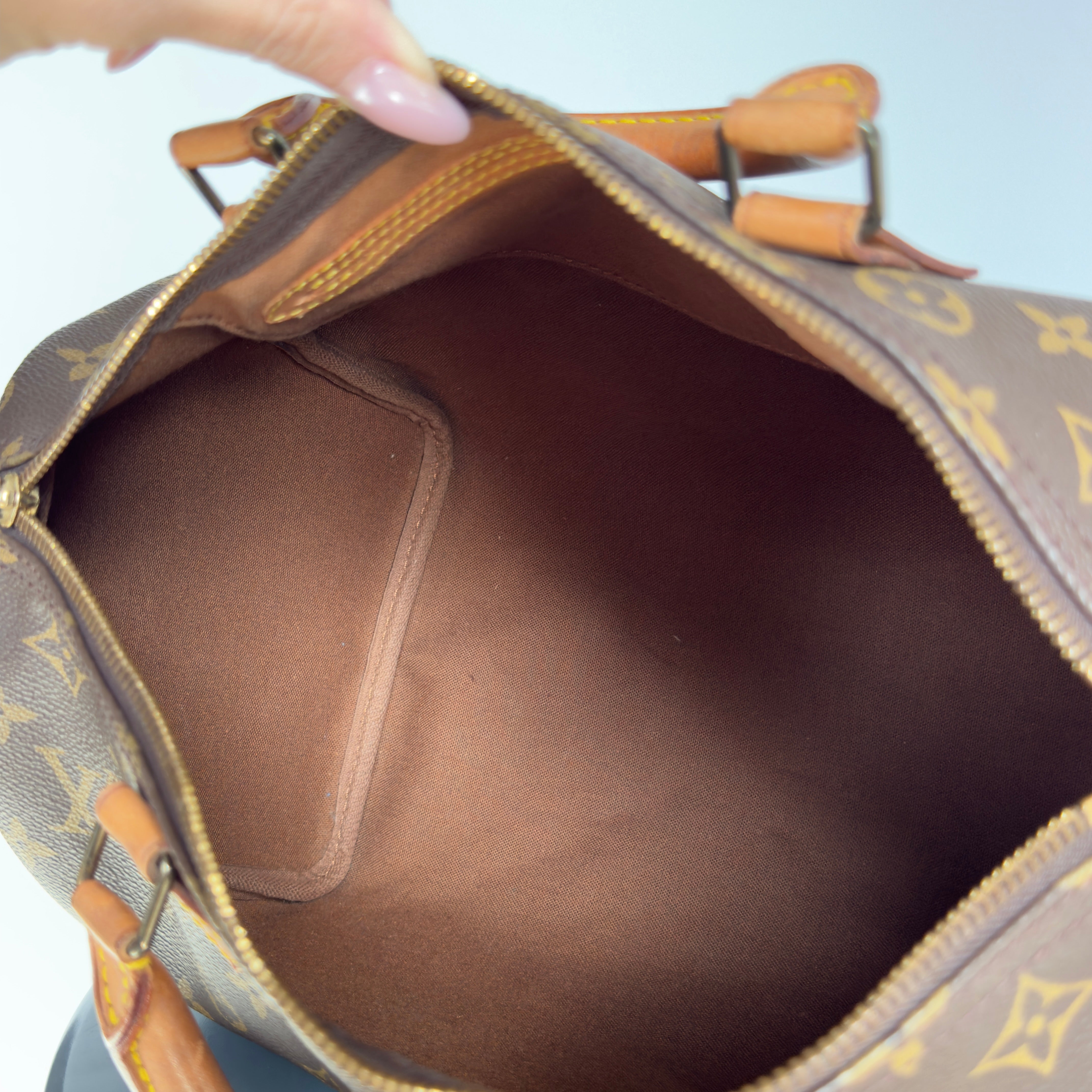 Louis Vuitton Monogram Speedy 30 - Queen May