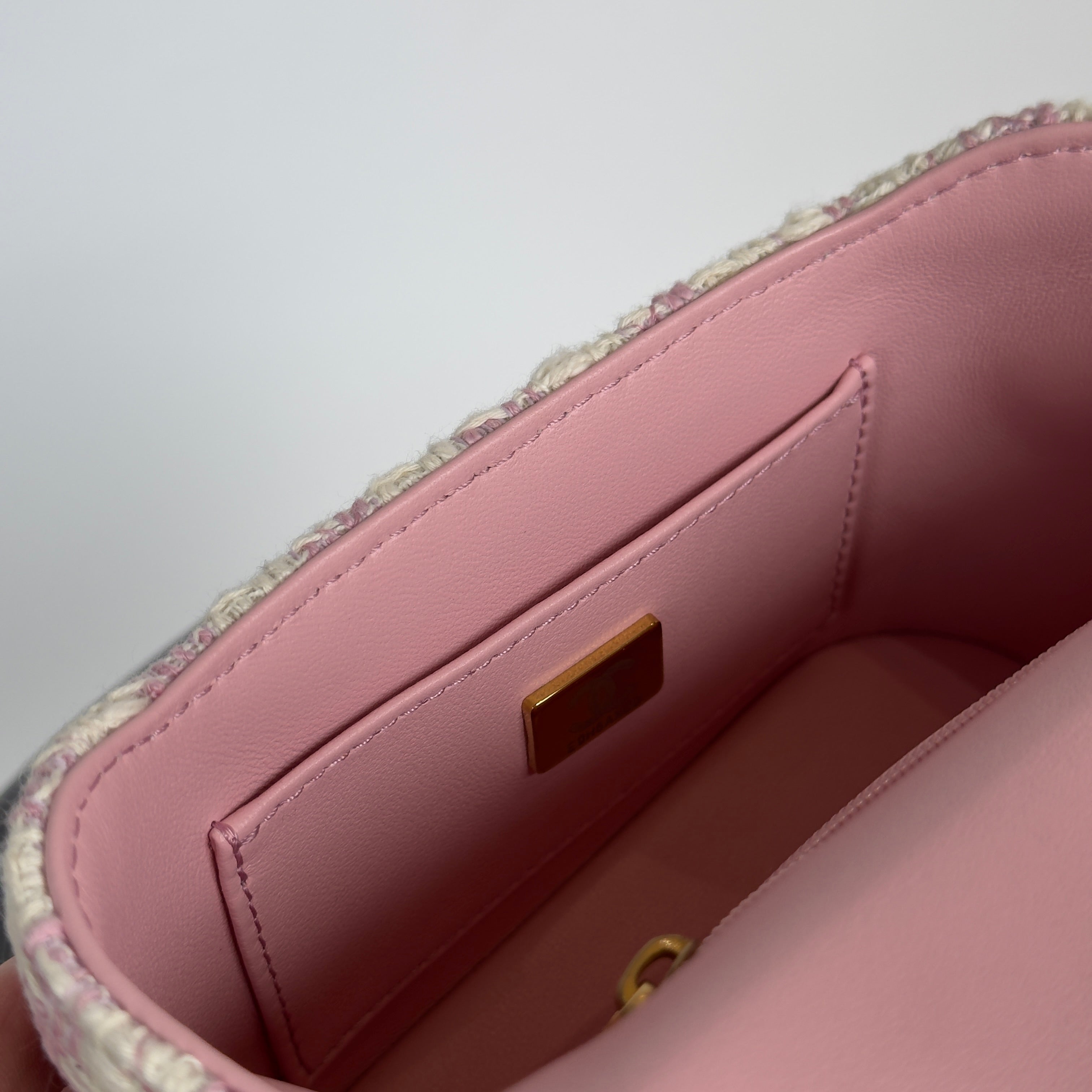 Chanel Pink Ecru Tweed Handle Crush Small Vanity Case - Queen May
