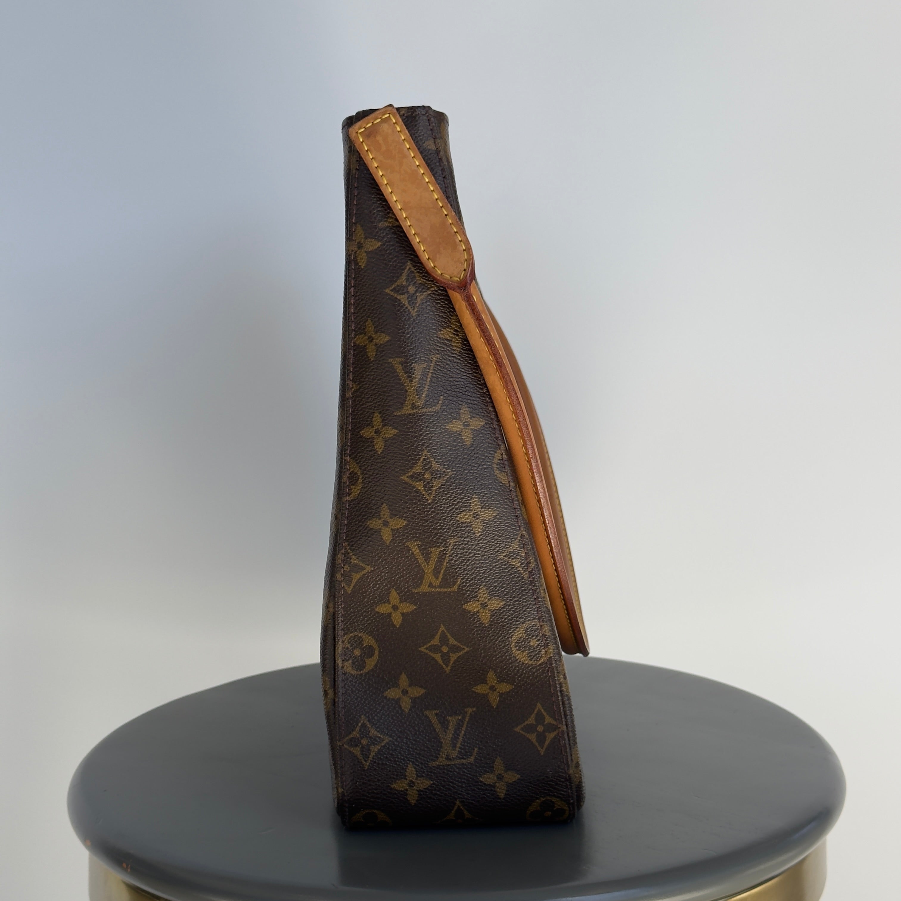 Louis Vuitton Monogram Looping GM - Queen May