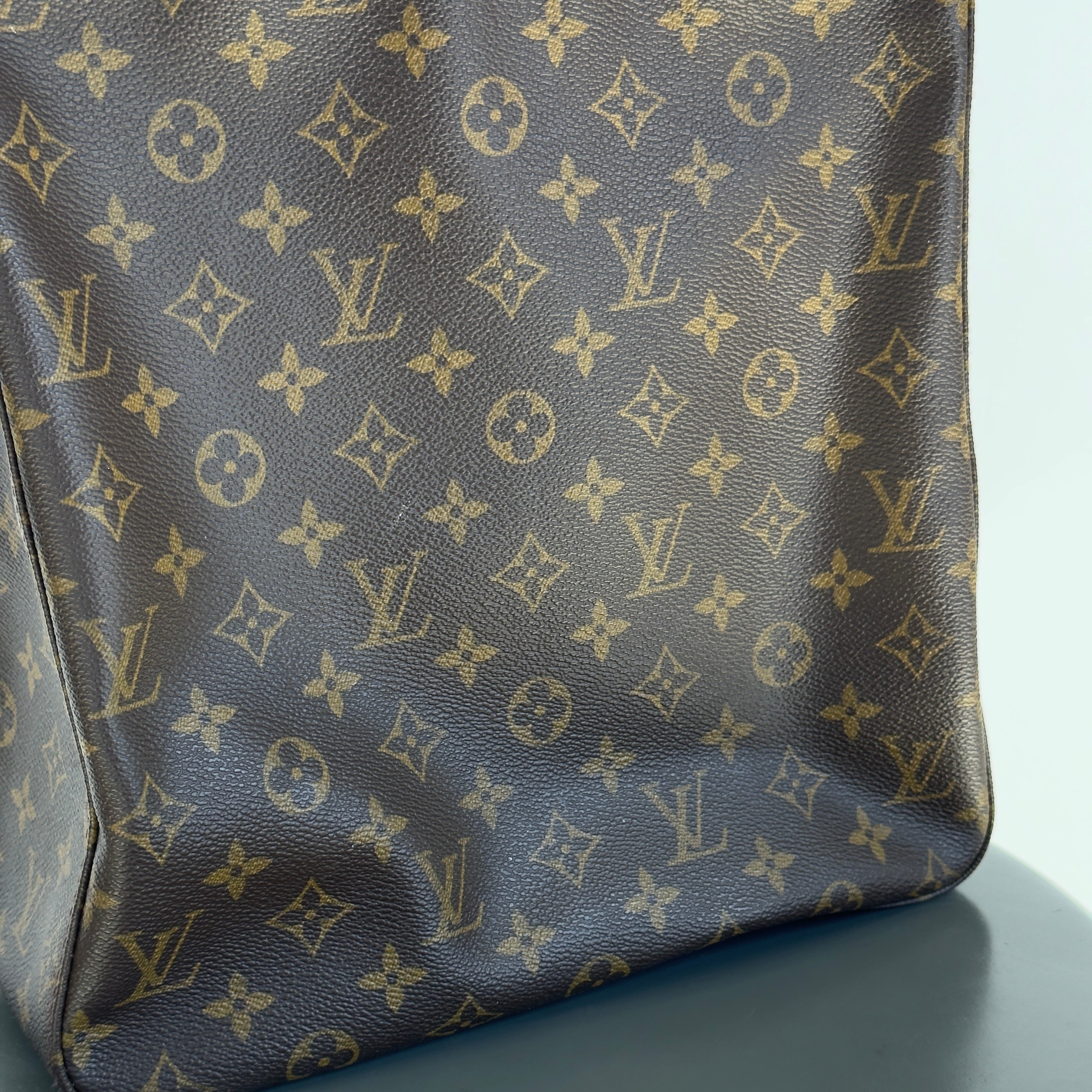 Louis Vuitton Monogram Looping GM - Queen May