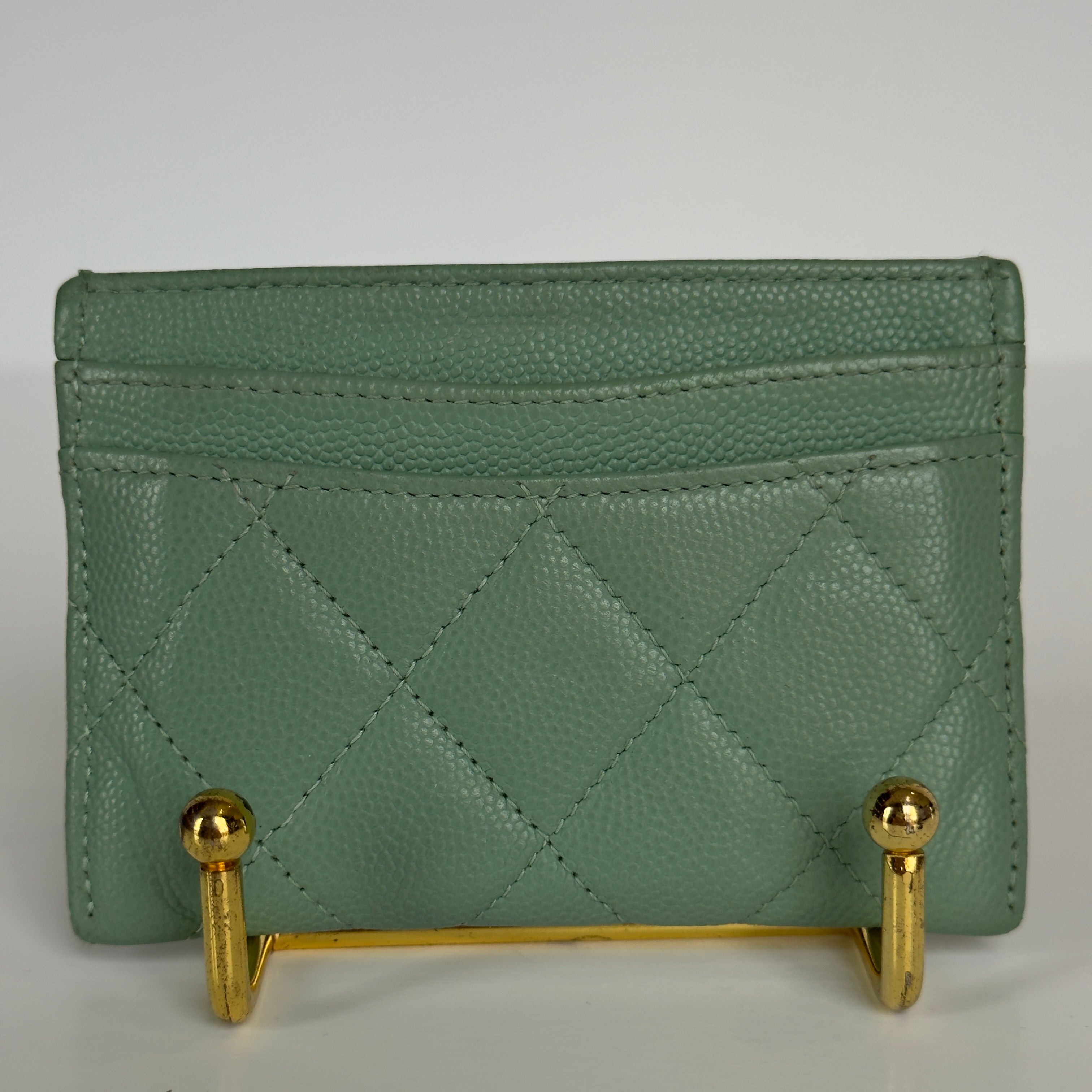 Chanel Interlocking CC Logo Card Holder Green - Queen May