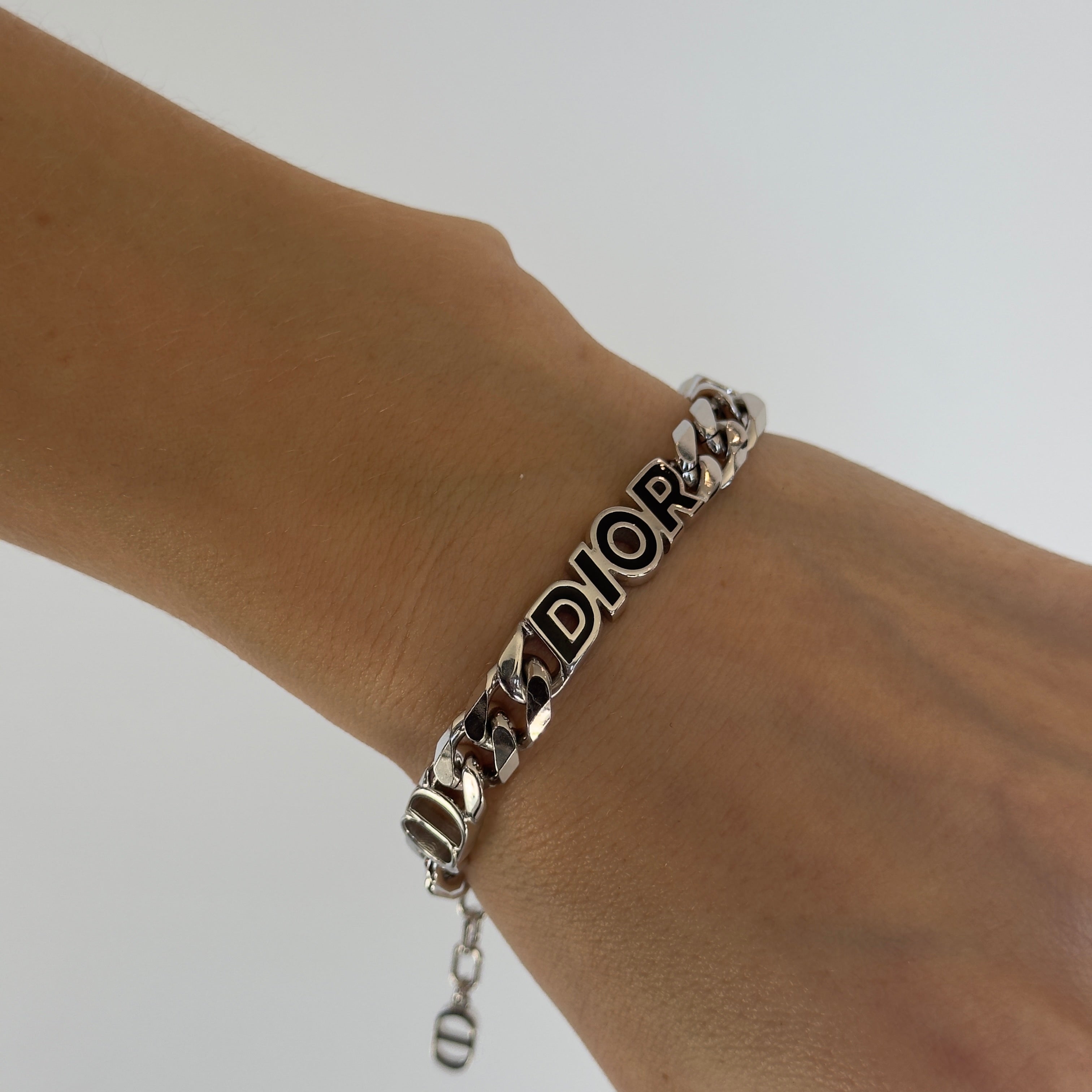 Christian Dior Italic Chain Link Bracelet - Queen May