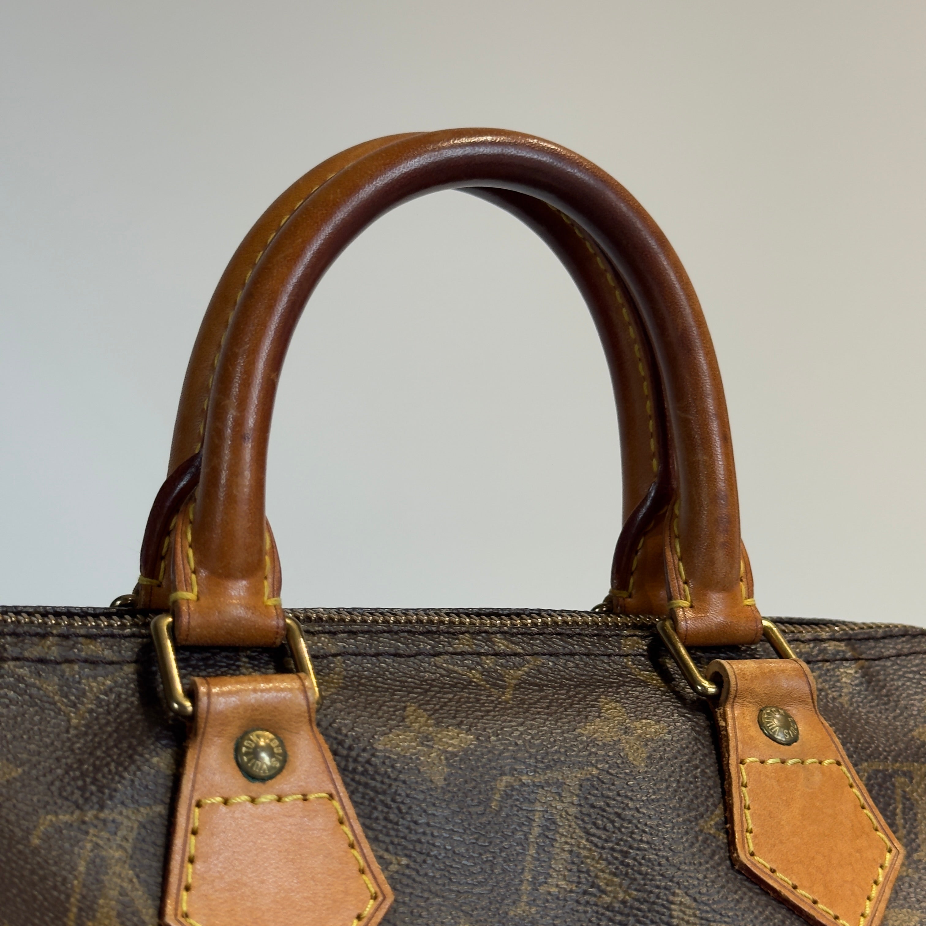 Louis Vuitton Monogram Speedy 25 - Queen May