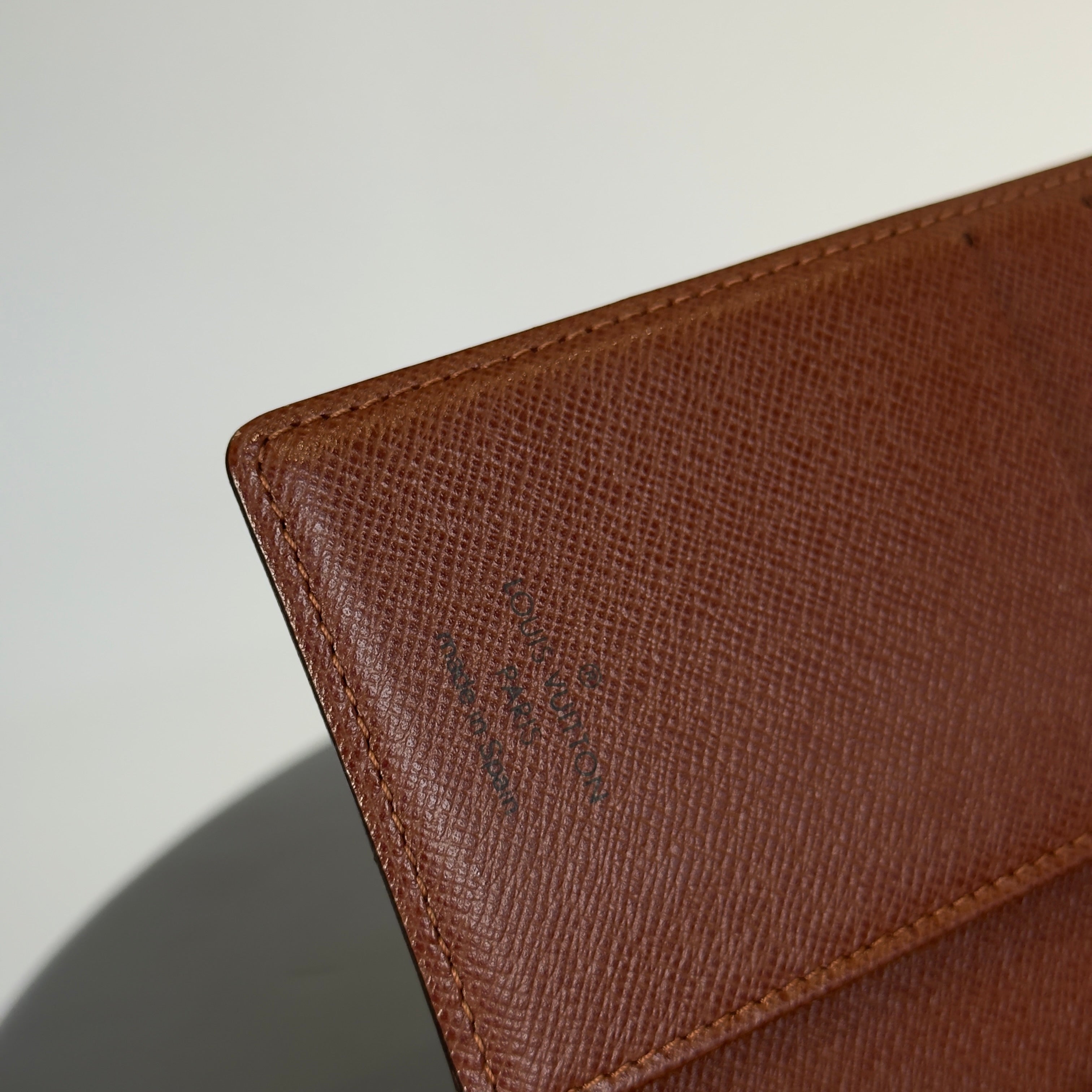 Louis Vuitton Monogram Pocket Agenda - Queen May