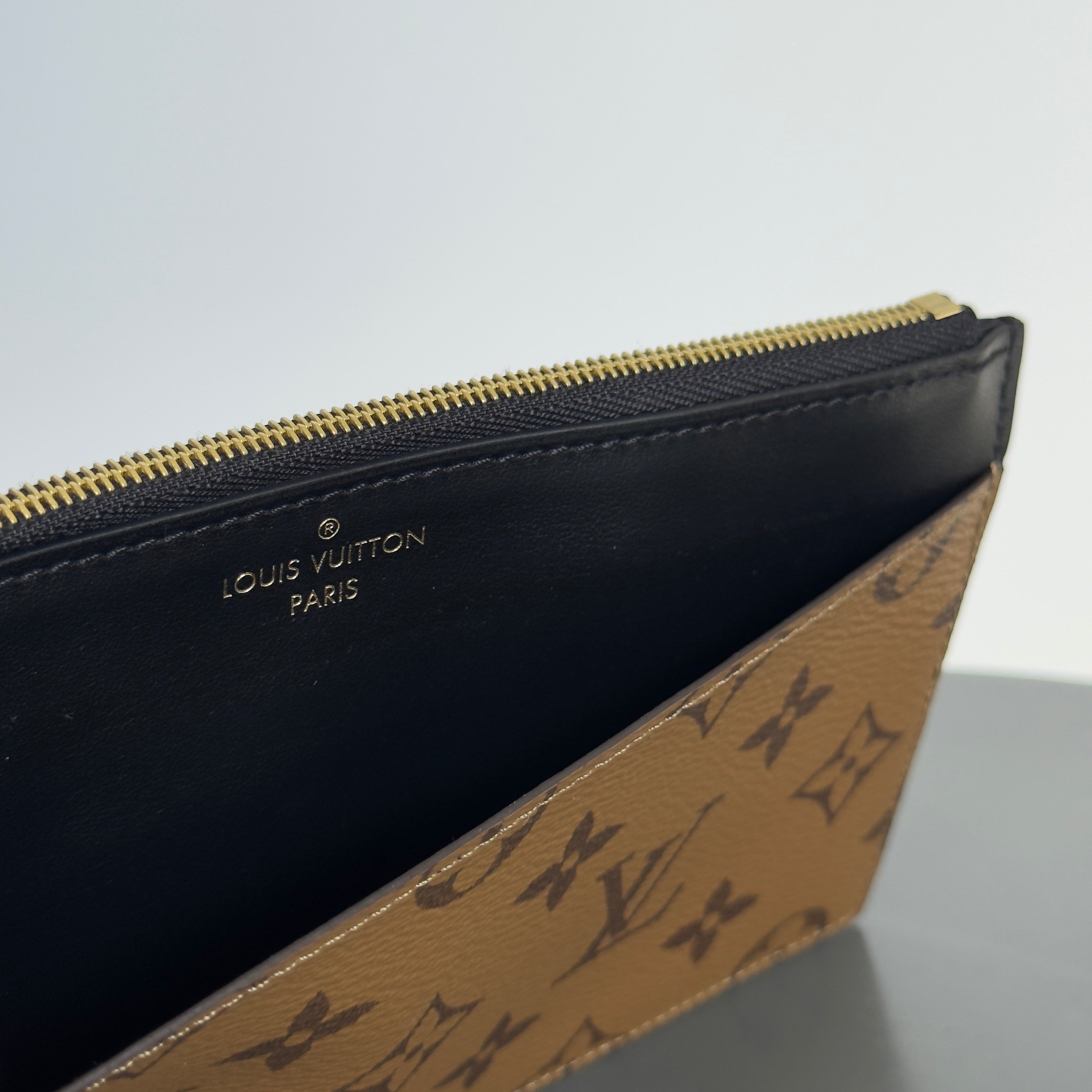 Louis Vuitton Slim Wallet - Queen May