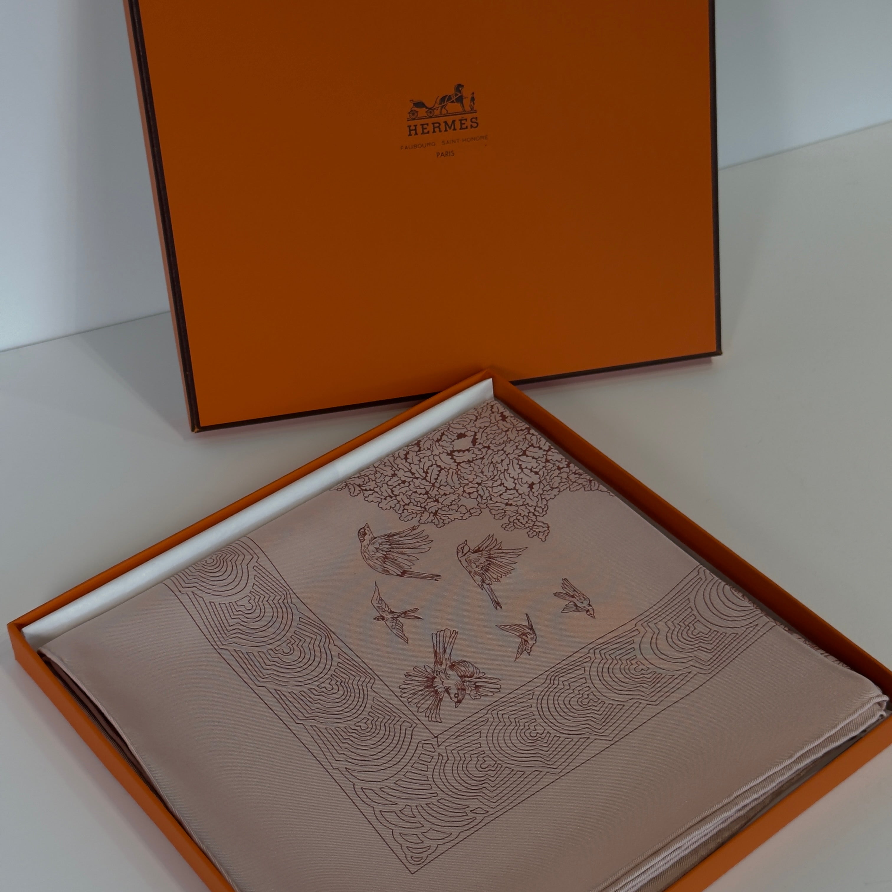 Hermes Les Legendes De L'Arbre Silk Scarf - Queen May