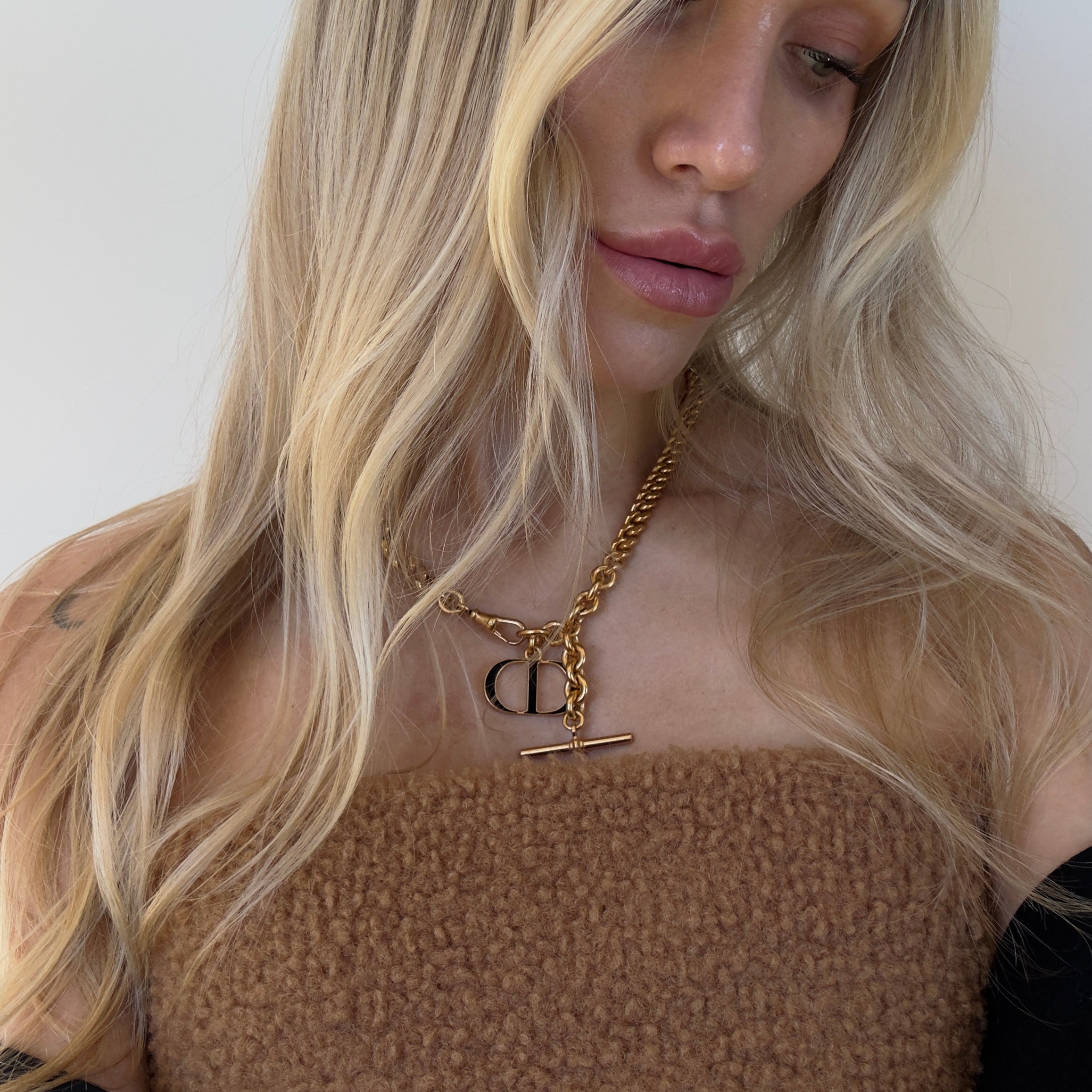 Dior Toggle Etoile Necklace - Queen May