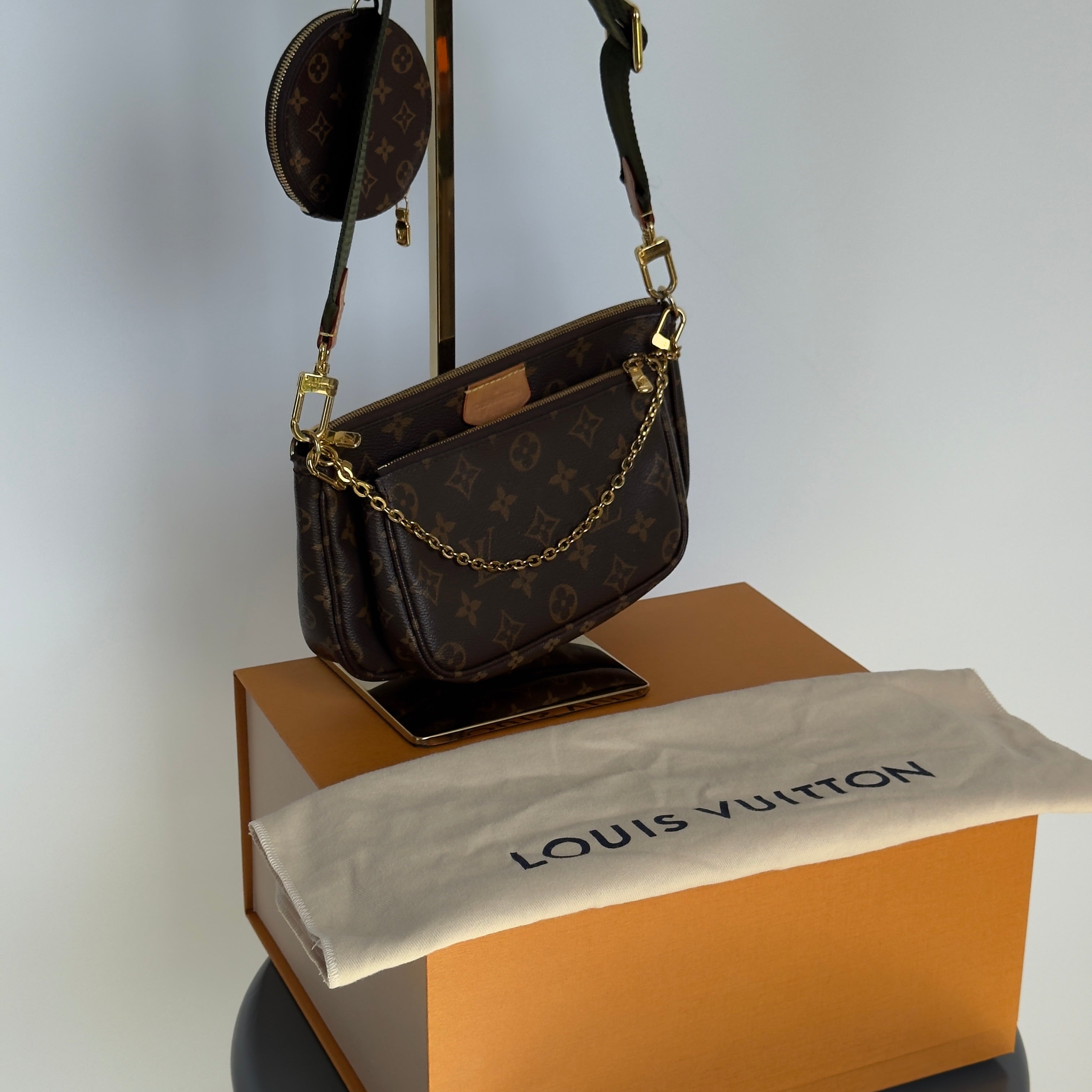 Louis Vuitton Monogram Multi Pochette - Queen May