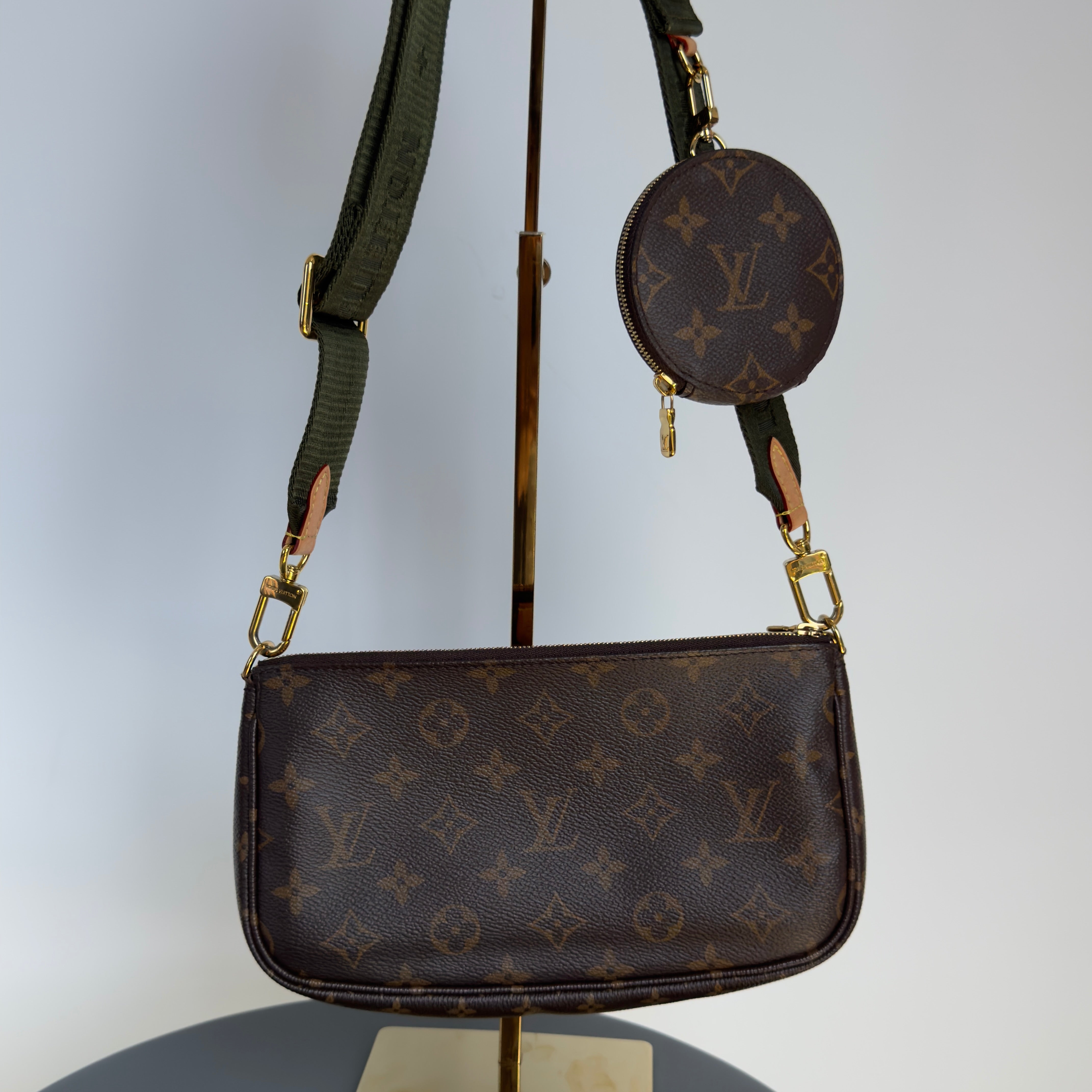 Louis Vuitton Monogram Multi Pochette - Queen May