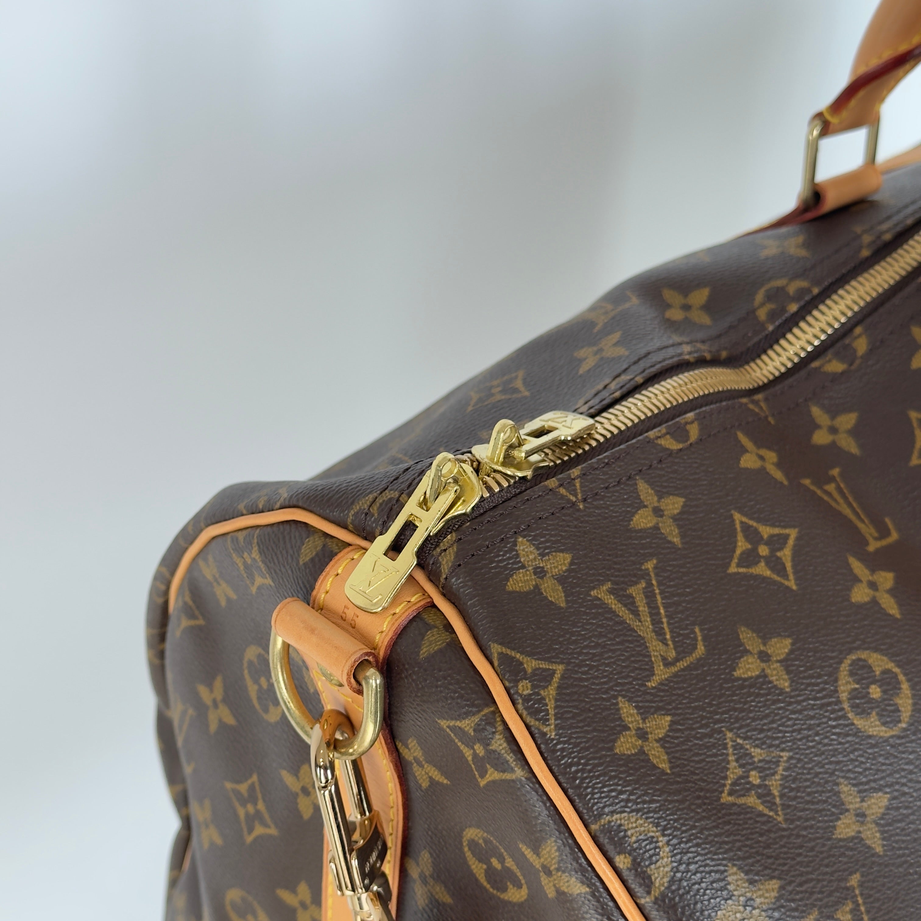 Louis Vuitton Monogram Keepall Bandouliere 55 - Queen May