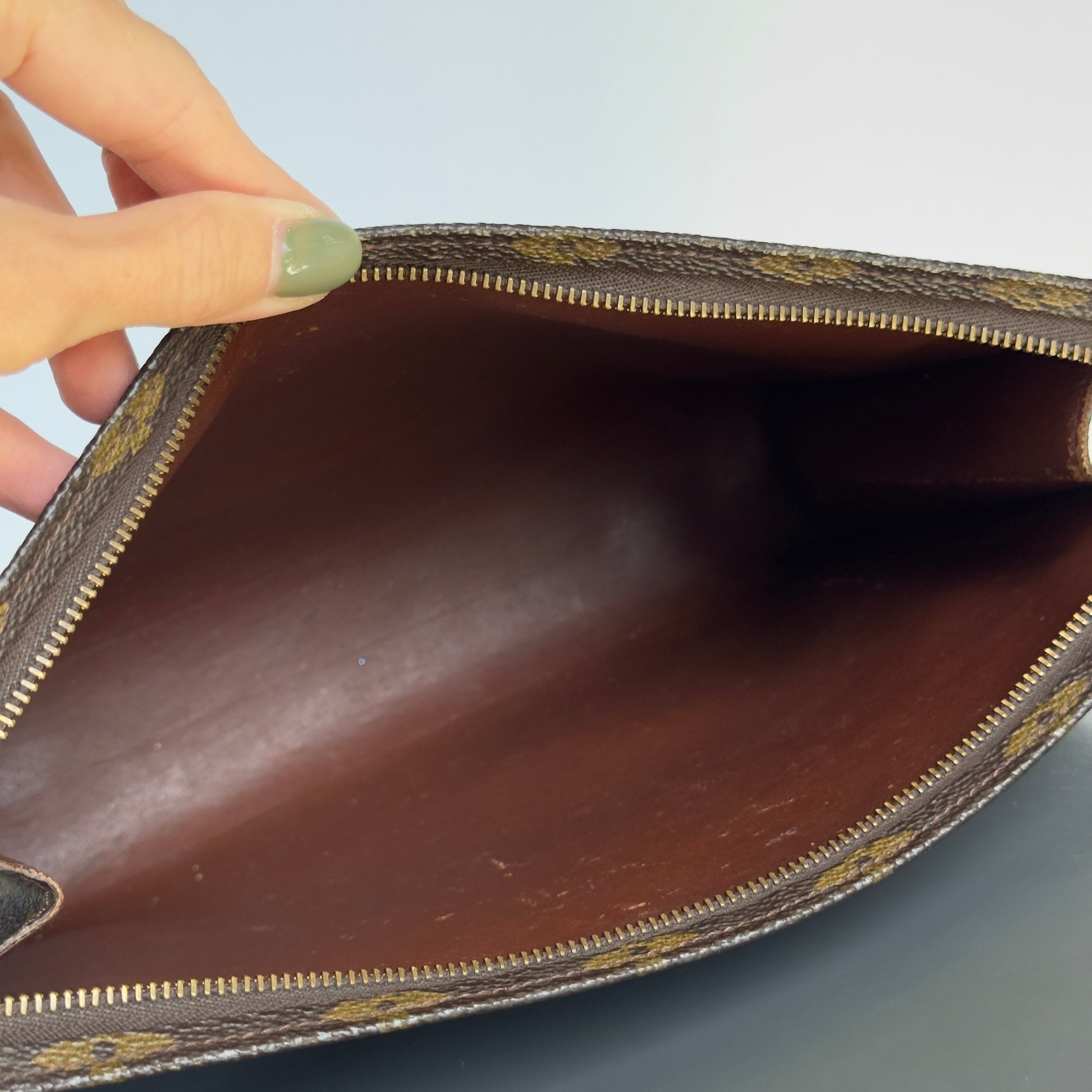 Vintage Louis Vuitton Monogram Toiletry Pouch 26 - Queen May