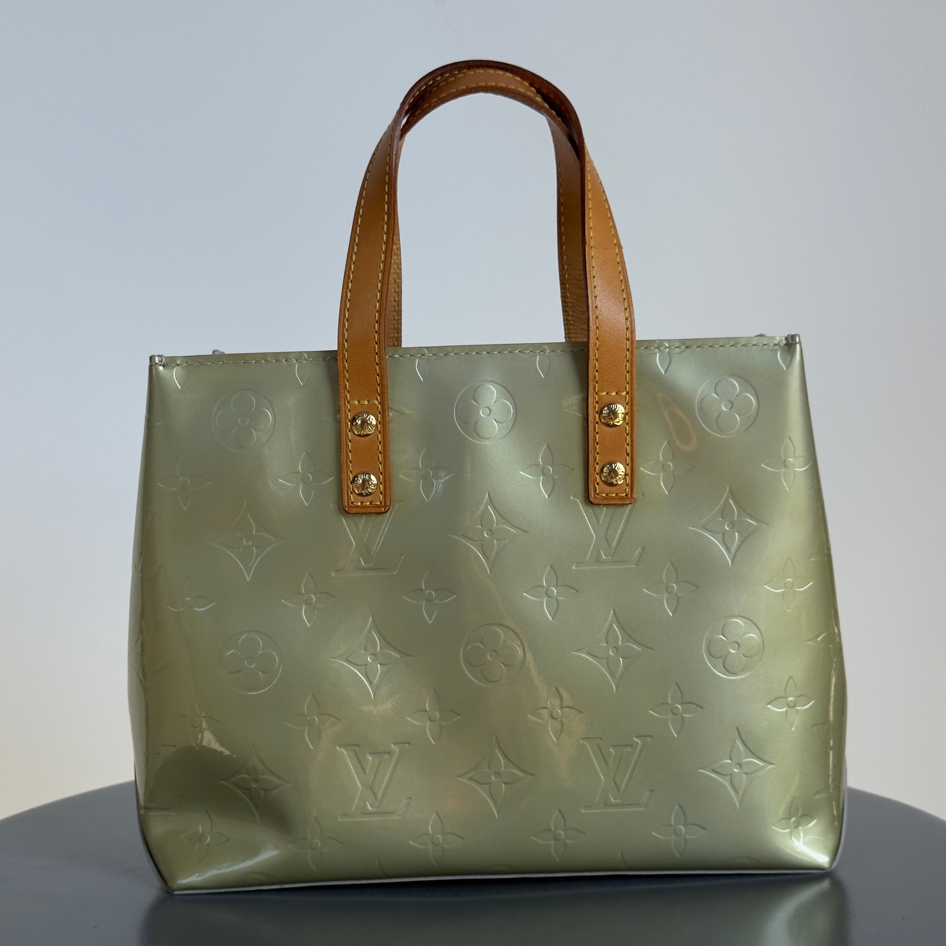 Louis Vuitton Vernis Reade PM - Queen May