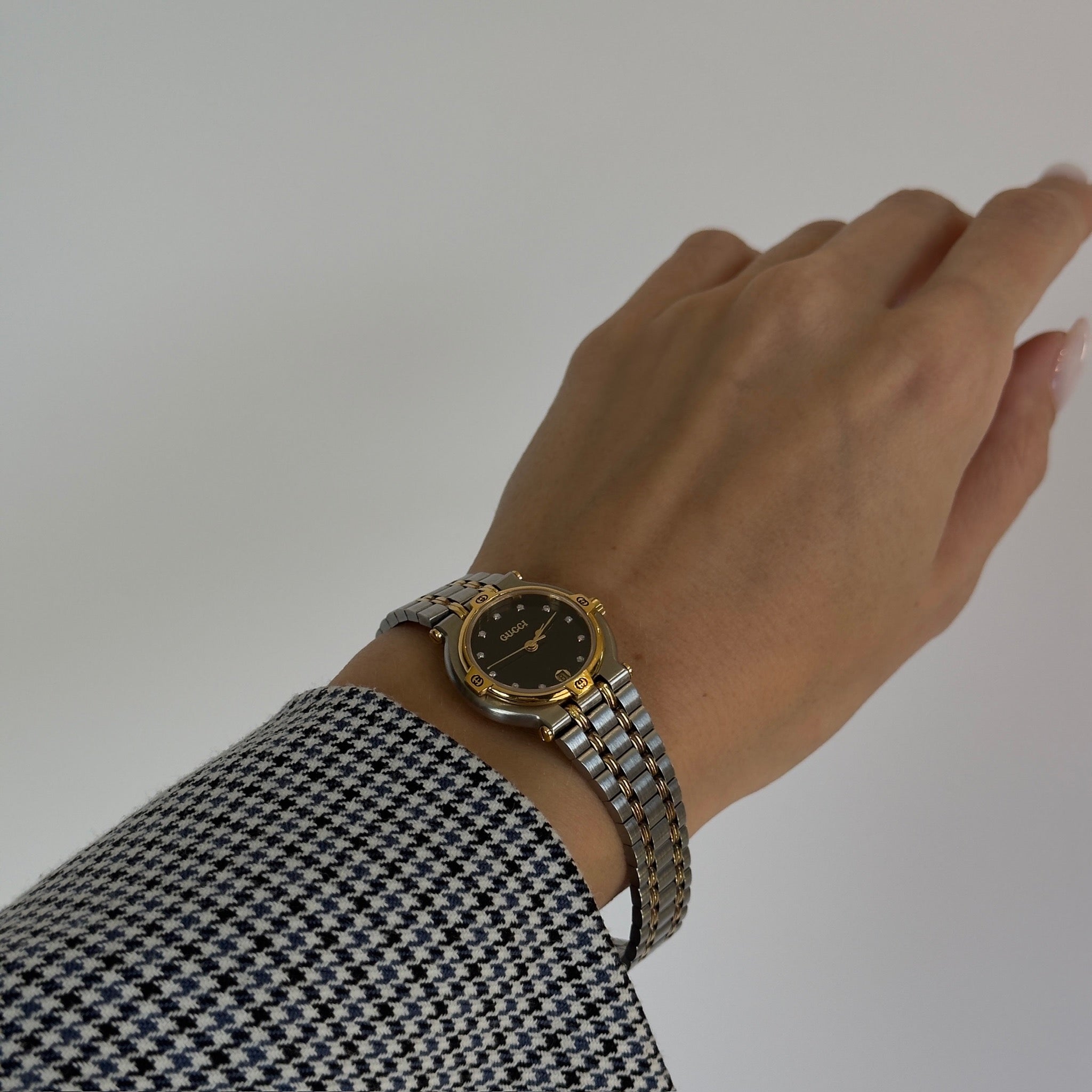 Vintage Gucci Date 9000L Two Tone Watch - Queen May
