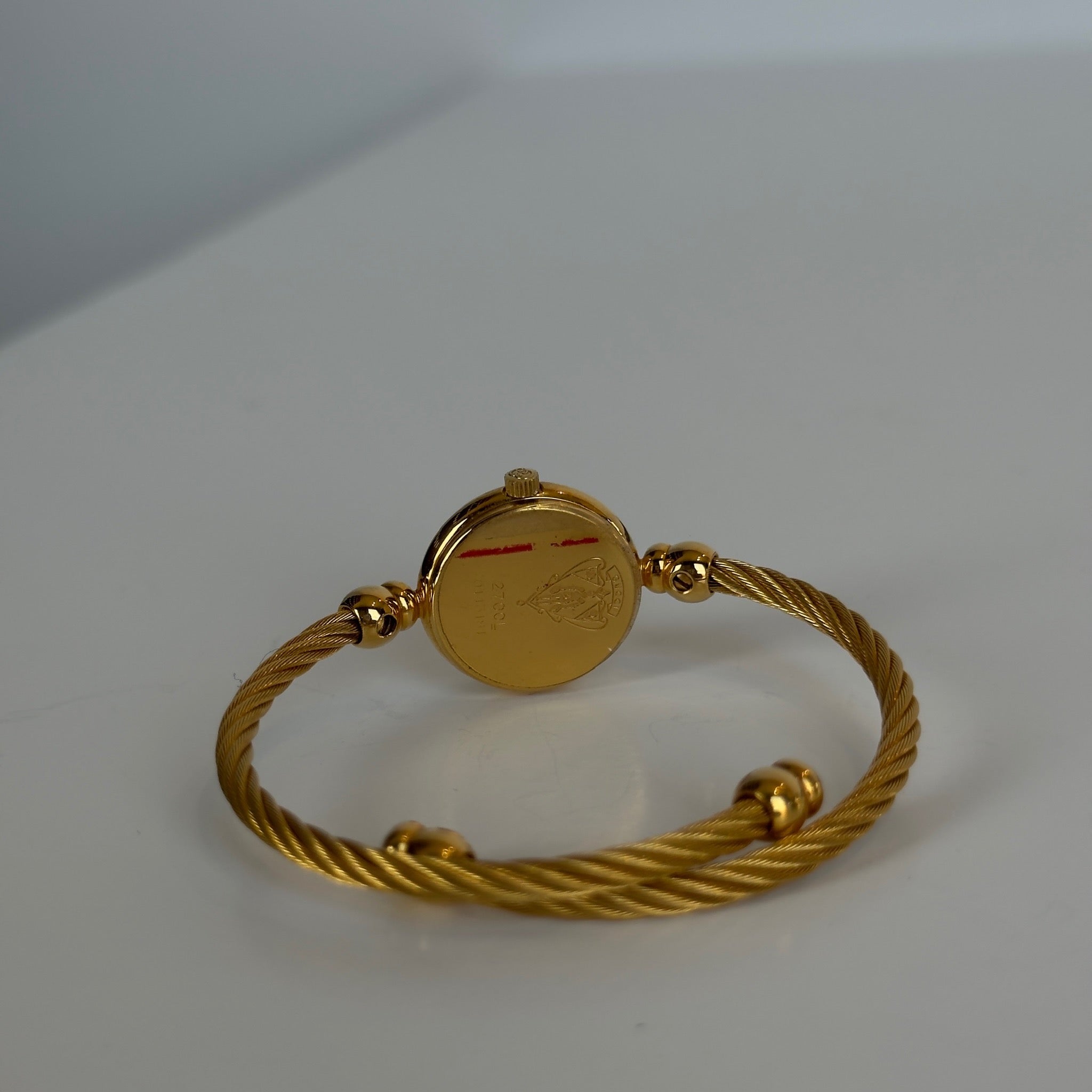 Gucci 20mm Black Dial Rope Bangle Watch - Queen May