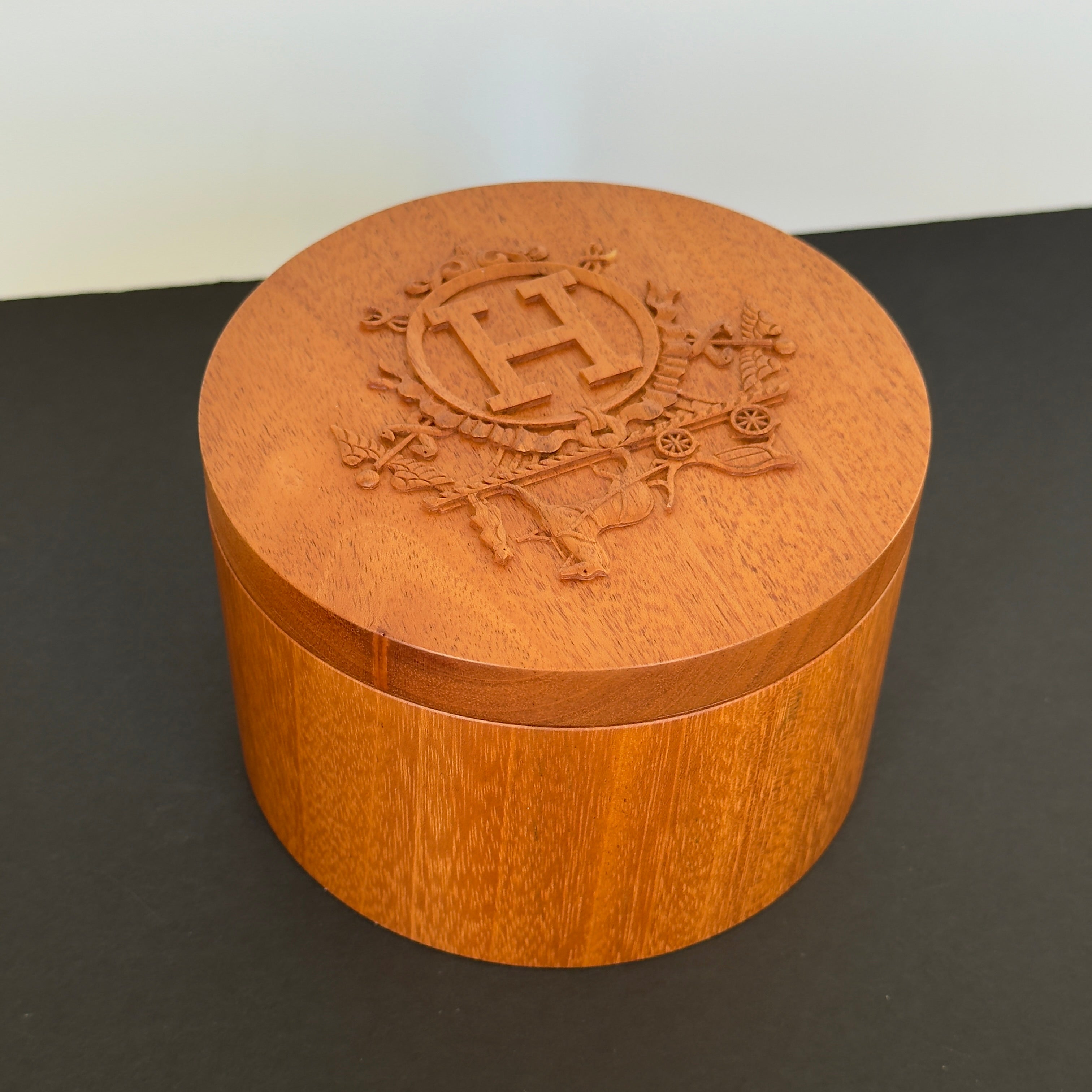 Hermes Ex-Libris Mahogany Twilly Box - Queen May