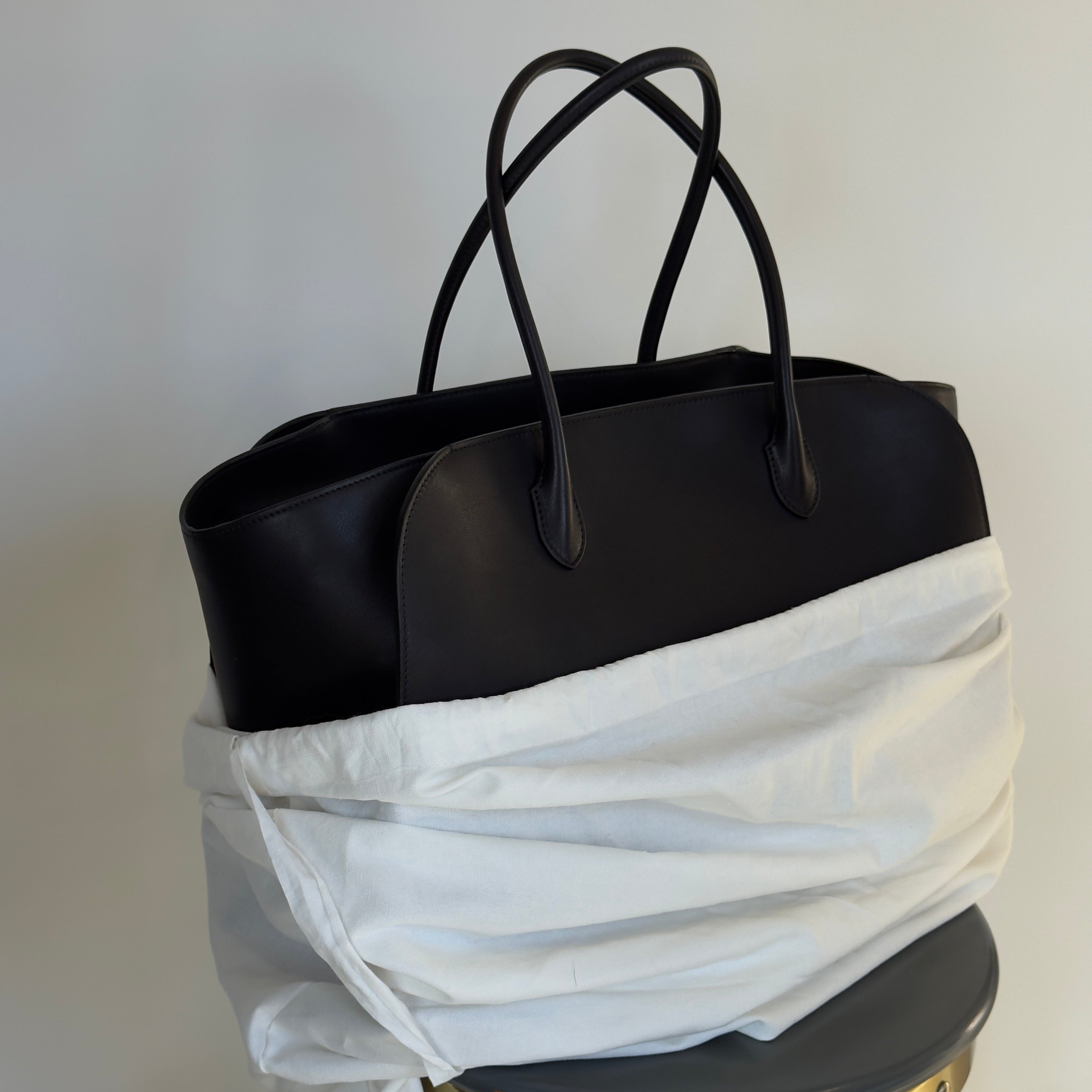 The Row Marlo 17 Tote Bag - Queen May